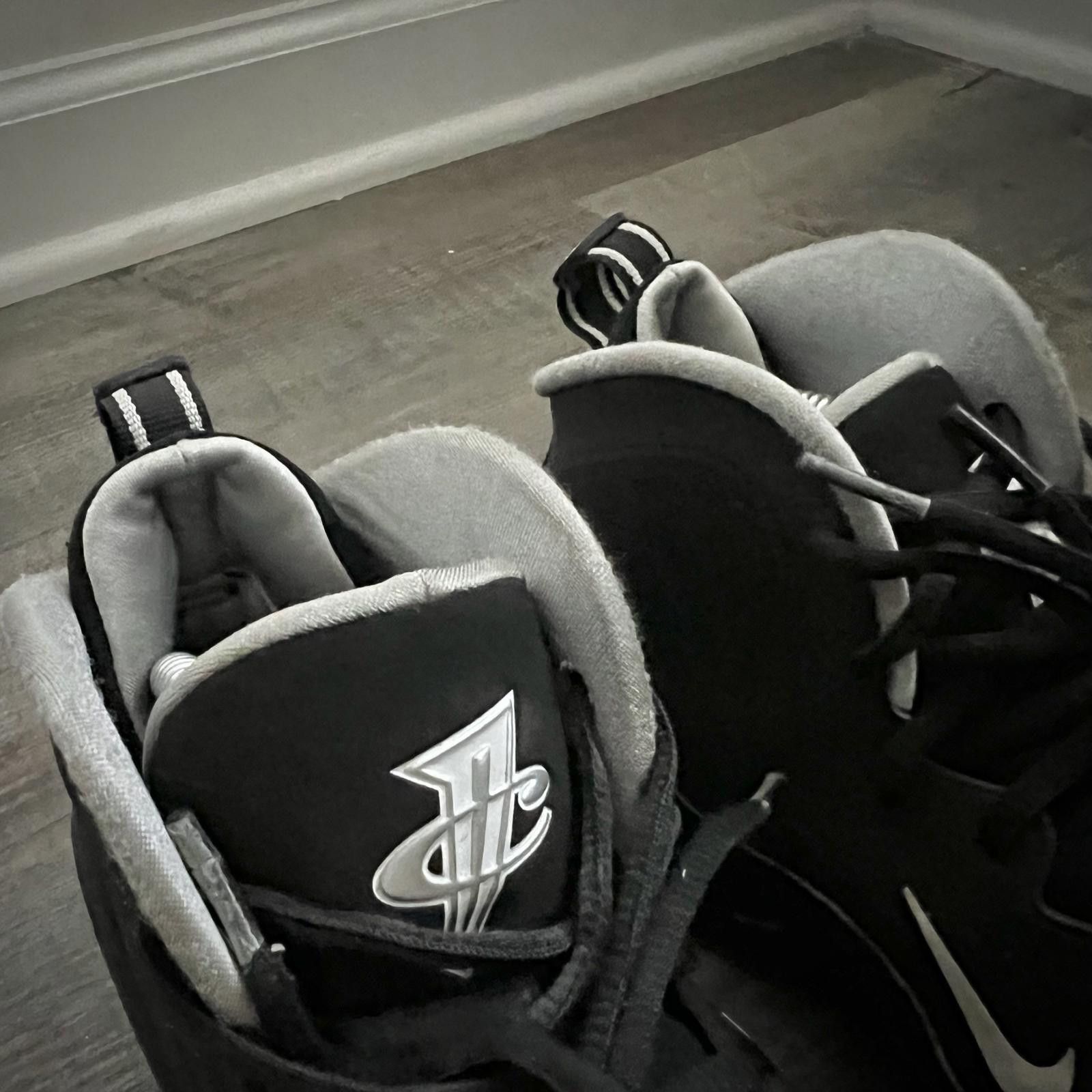 Nike NIKE • Air Penny 5 "2020 Black Silver" (9.5M) Size US 9.5 / EU 42-43 - 8 Thumbnail