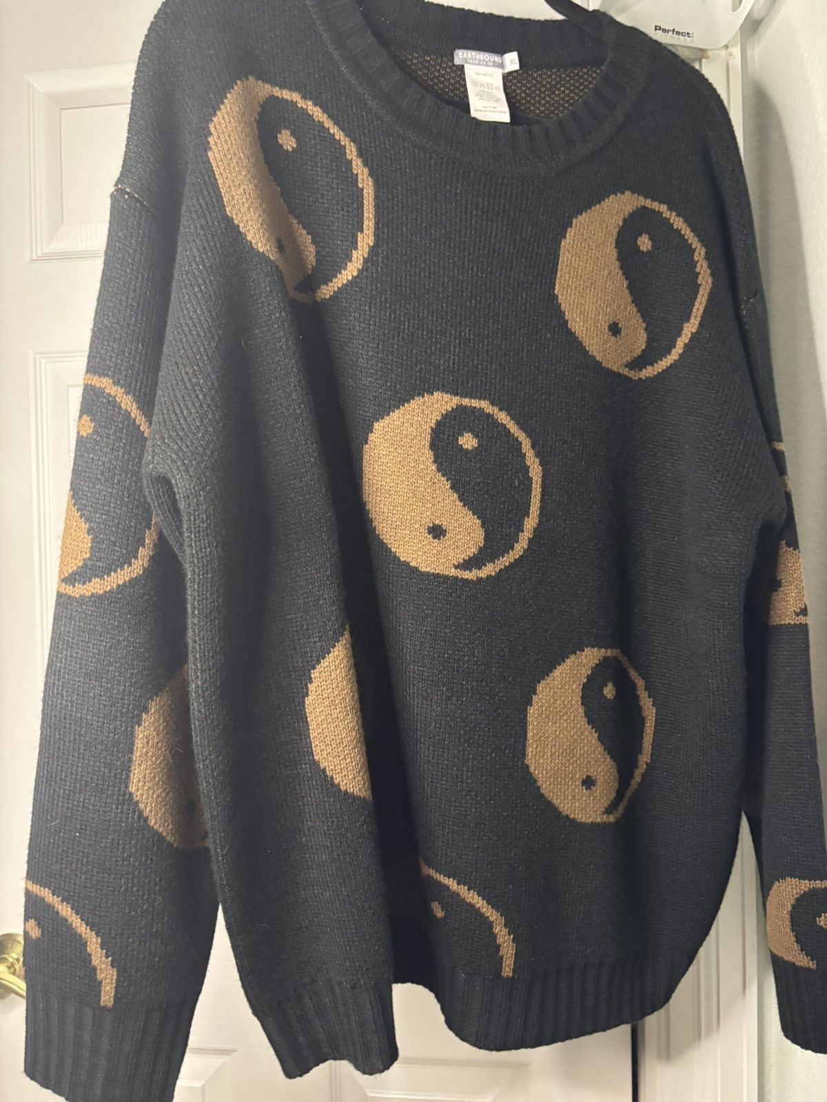 Other Earthbound Black Yin Yang Japan Style Knit Sweater Size XL Size US XL / EU 56 / 4 - 2 Thumbnail