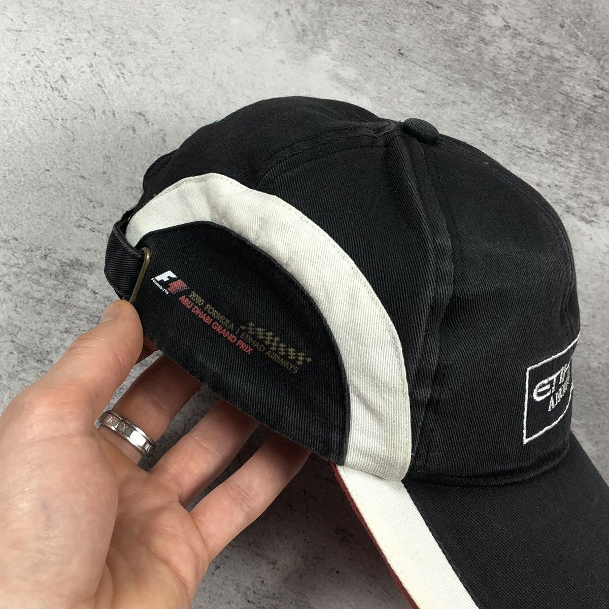 Formula 1 Vintage 2010 Abu Dhabi Grand Prix Etihad Cap Size ONE SIZE - 9 Thumbnail