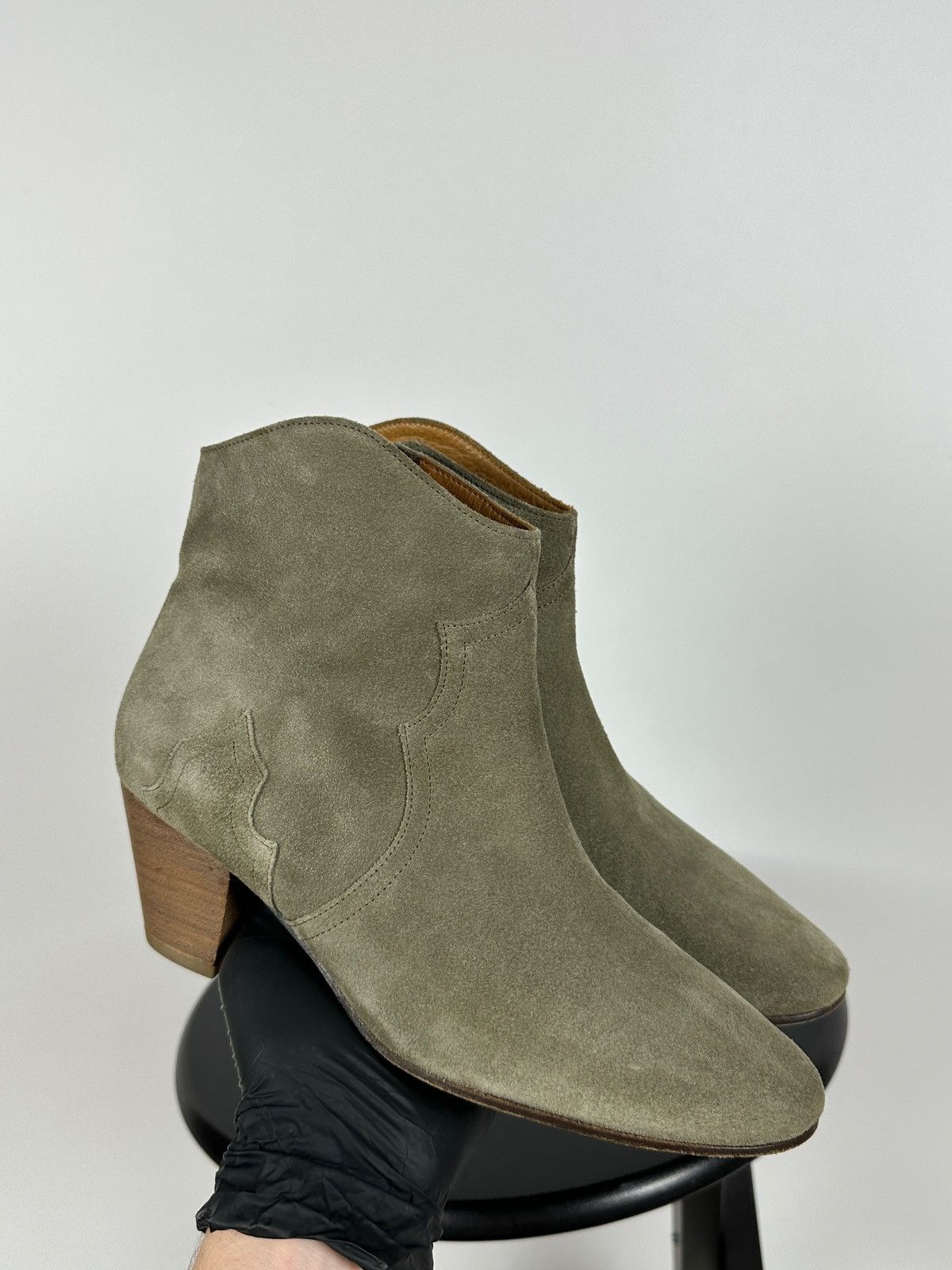 Isabel Marant × Isabel Marant Etoile Isabel Marant Étoile Dicker Suede Ankle Boots Western Style Size US 9 / IT 39 - 1 Thumbnail