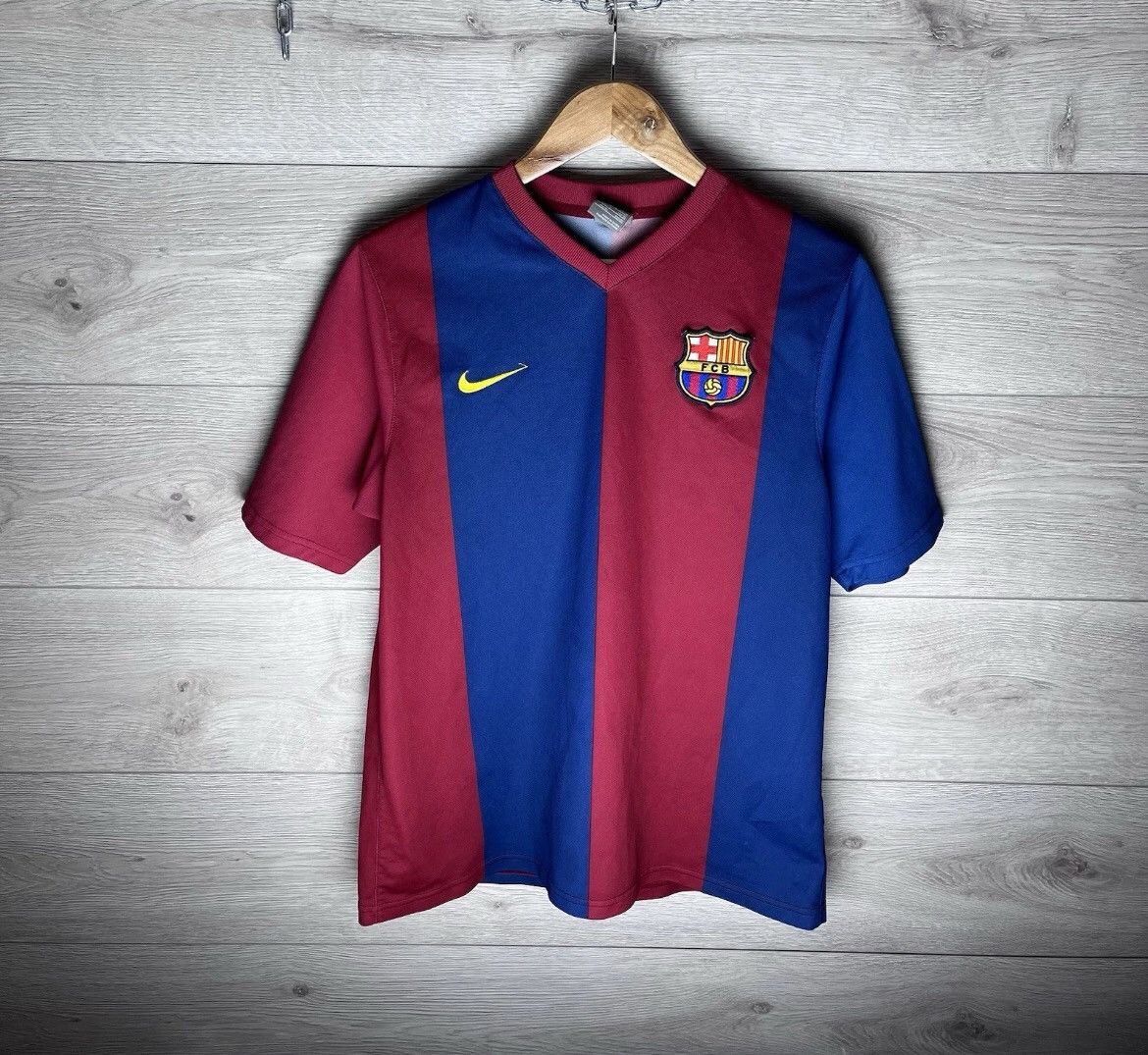 Nike VINTAGE SOCCER JERSEYS FC BARCELONA NIKE Y2K DRILL Size US M / EU 48-50 / 2 - 1 Thumbnail