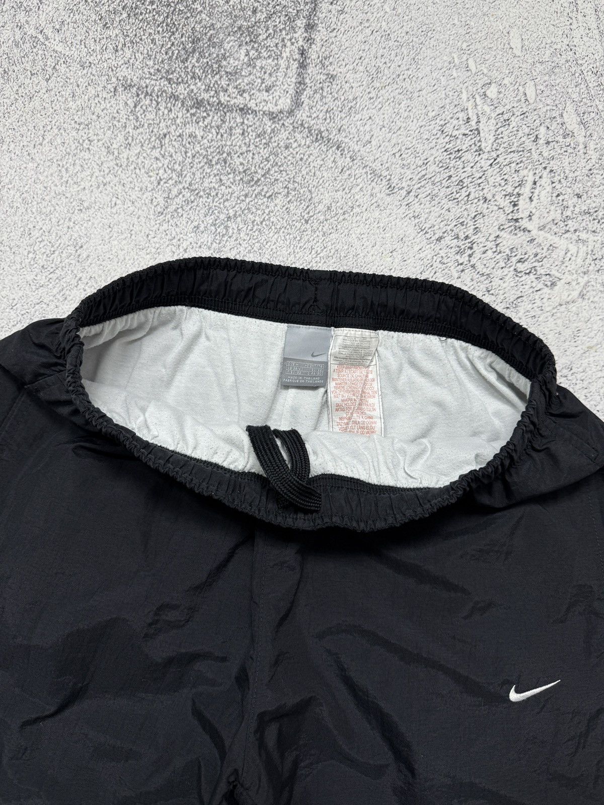 Nike OOs Nike Vintage Nylon Baggy Swoosh Parachute Track Pants Size US 34 / EU 50 - 5 Thumbnail