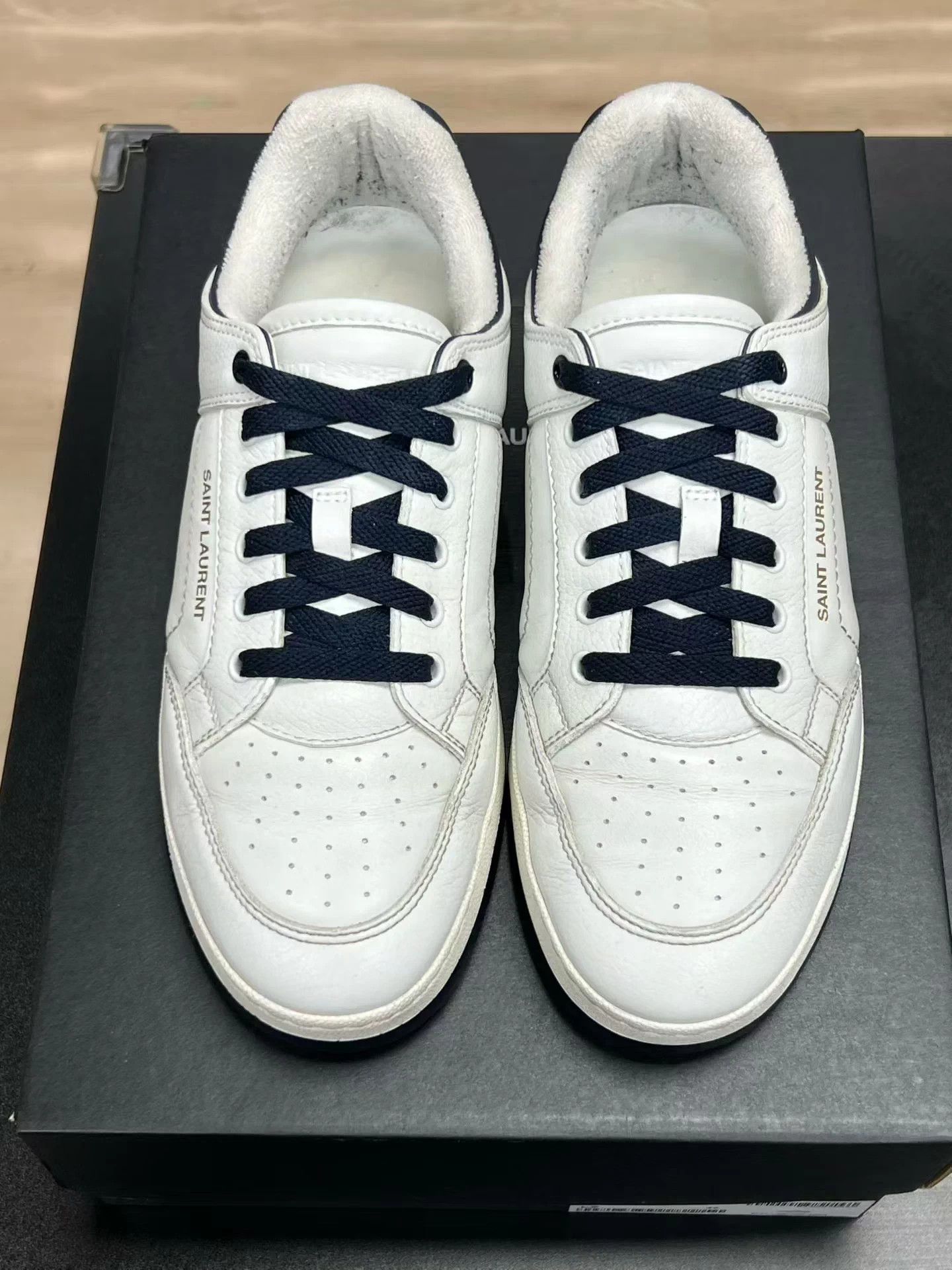 Saint Laurent Paris YSL SL/61 Low-Top Sneakers White 42 EU Size US 9 / EU 42 - 3 Thumbnail
