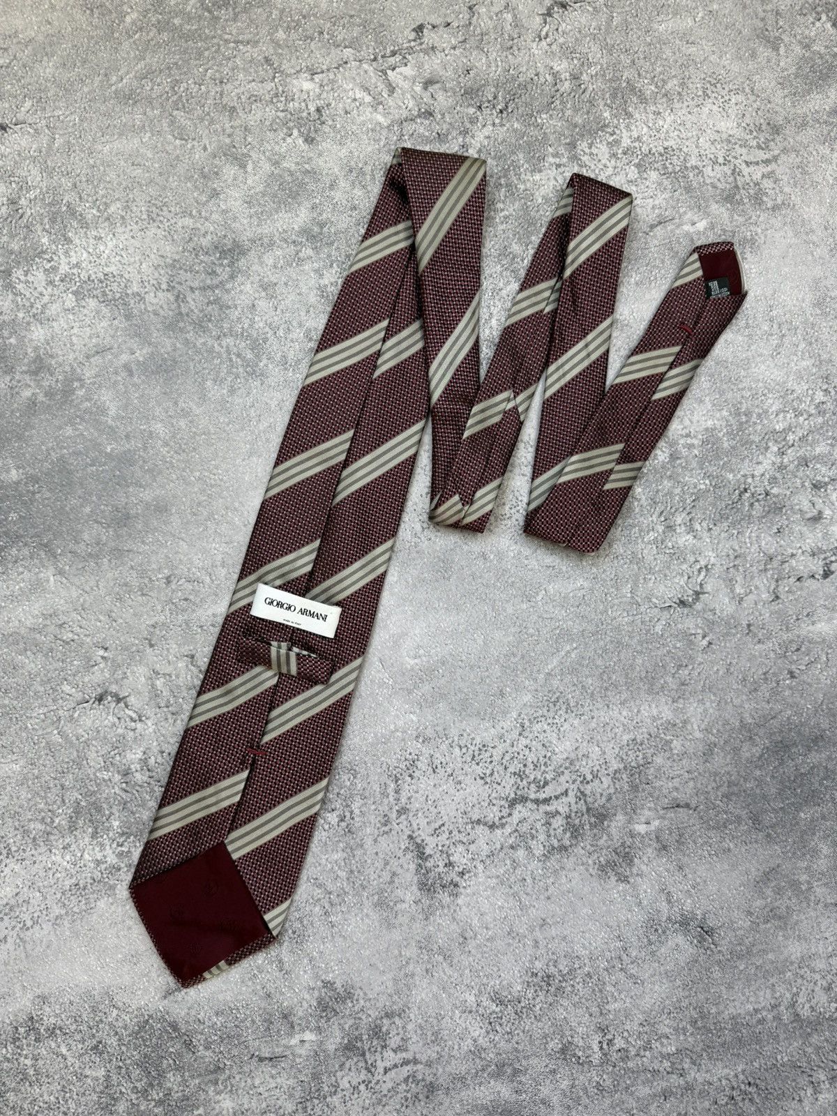 Giorgio Armani Giorgio Armani Men’s Silk Tie Striped Luxury Made in Italy Size ONE SIZE - 1 Thumbnail