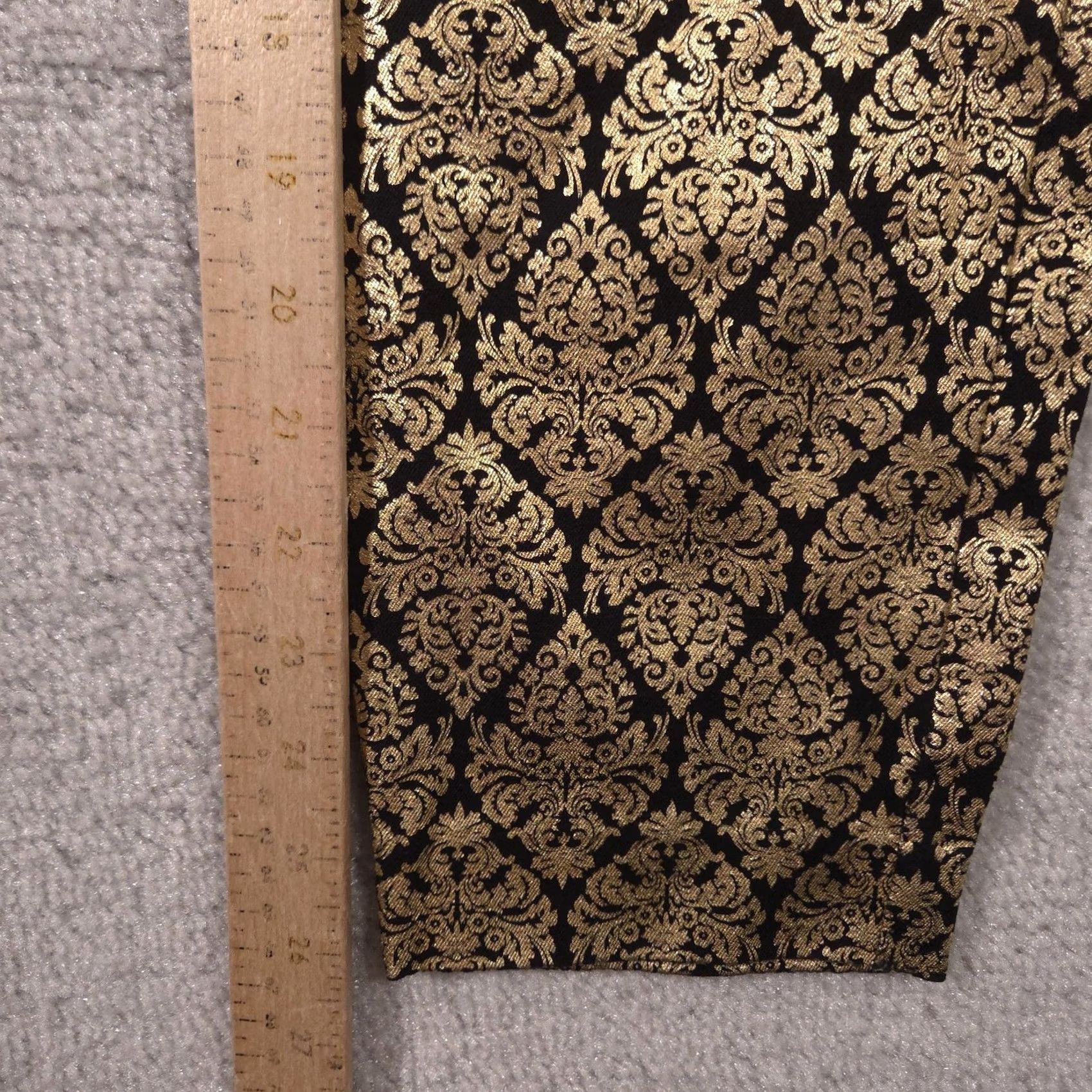 Old Navy Old Navy Pixie Pants Womens 8 Gold Brocade Floral Ankle Slim Stretch Holiday Size 30" / US 8 / IT 44 - 7 Thumbnail