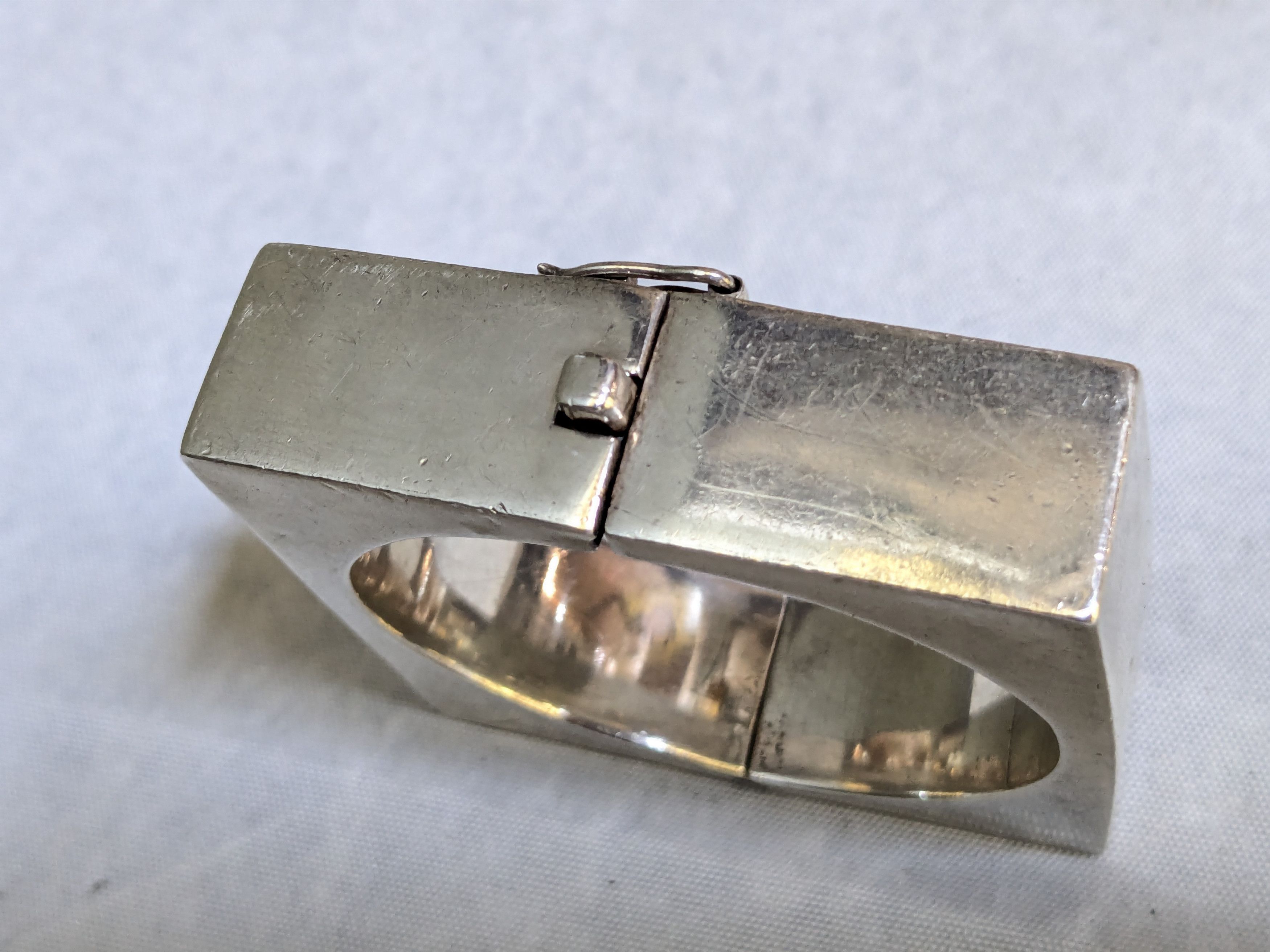Jewelry Vintage Taxco Sterling Silver Bracelet Square Hollow Bangle Size ONE SIZE - 12 Thumbnail