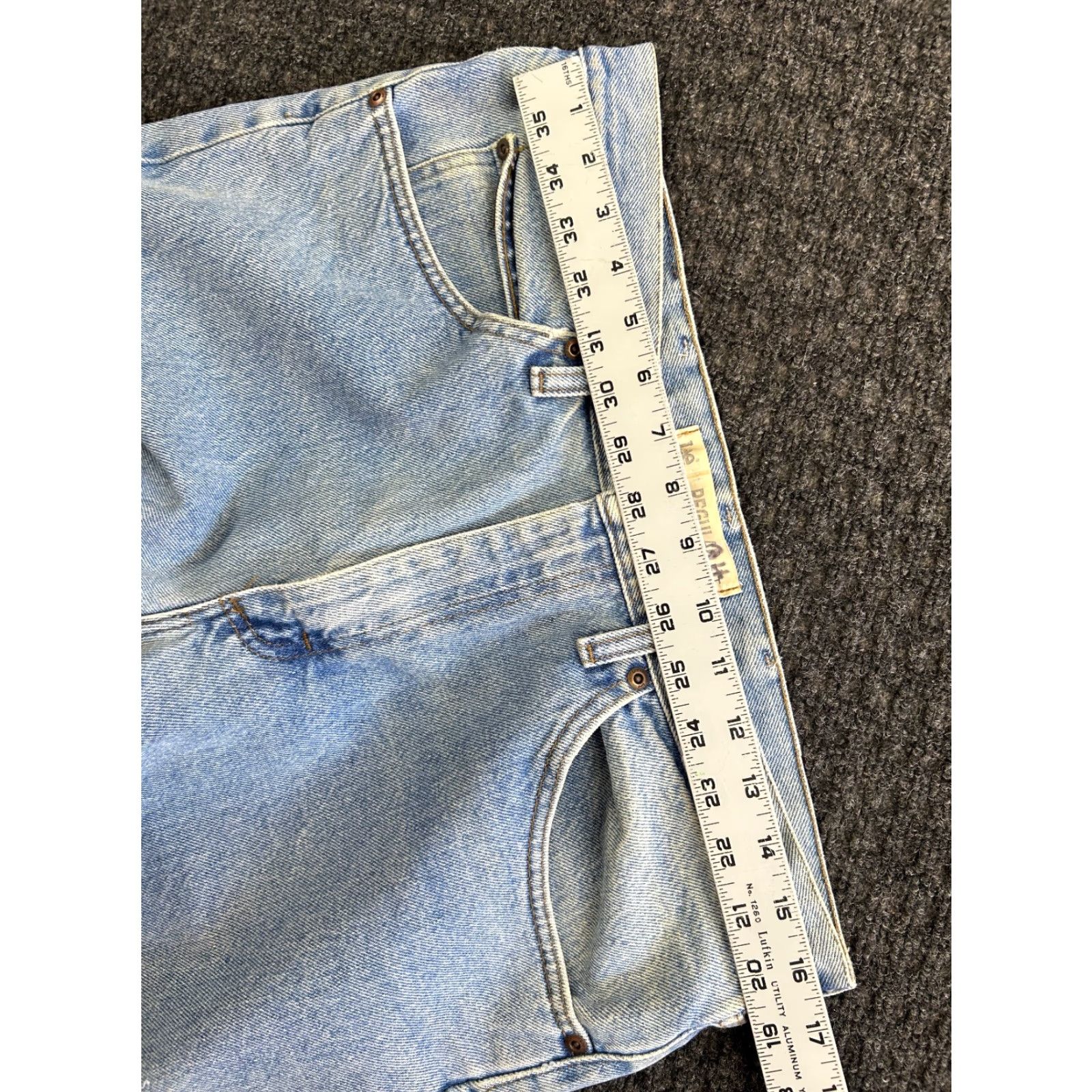 Lee VINTAGE Lee Jeans Mens 34 x 32 Denim Distressed Light Blue Wash Grunge 90s Retro Hipster City Cowboy Straight 5-Pocket Design Mens Size US 34 / EU 50 - 7 Thumbnail