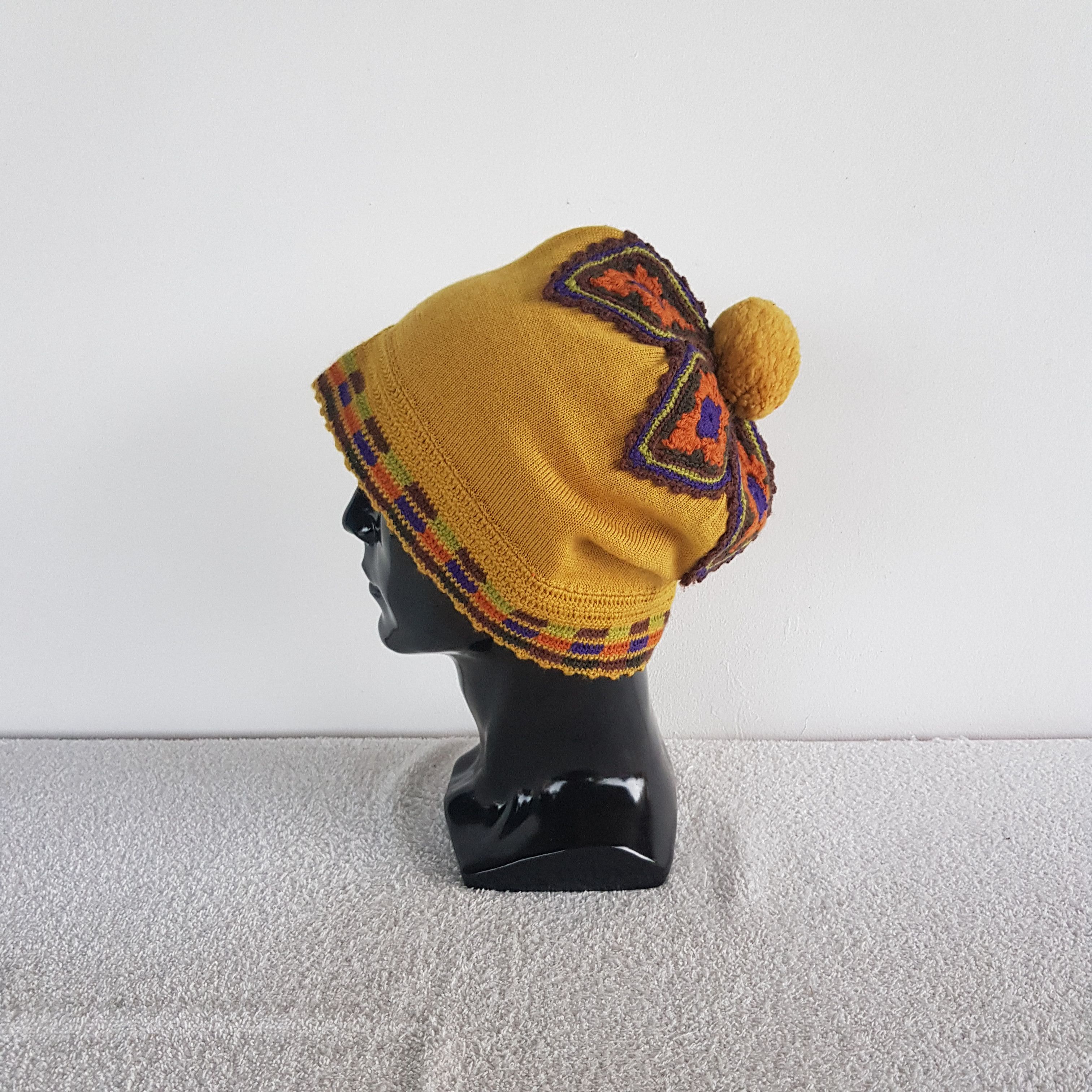 Aran Isles Knitwear Vintage Nice Rare Slouchy Knit Beanie Snow Caps Hats. Size ONE SIZE - 4 Thumbnail