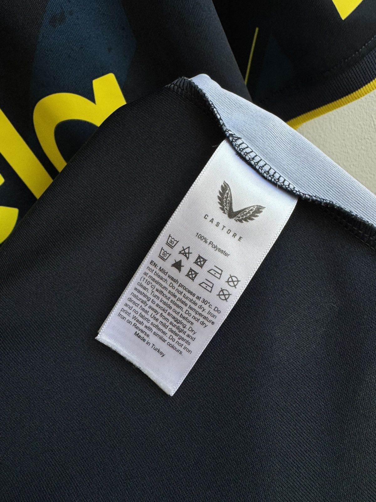 Castore Newcastle 2023 2024 #67 L Miley Football Soccer Jersey Shirt Size US XL / EU 56 / 4 - 17 Thumbnail