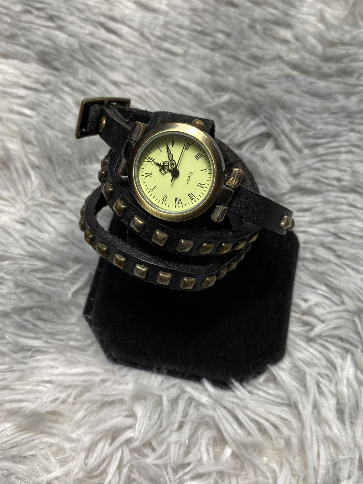 Japanese Brand × Vintage Vintage Studded Leather Strap Watch - Japanese Brand Size ONE SIZE - 5 Thumbnail