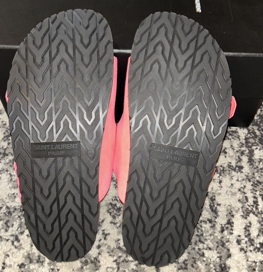 Saint Laurent Paris Saint Laurent Jimmy Buckle Flat Sandals in Suede size 37 Size US 7 / IT 37 - 7 Thumbnail