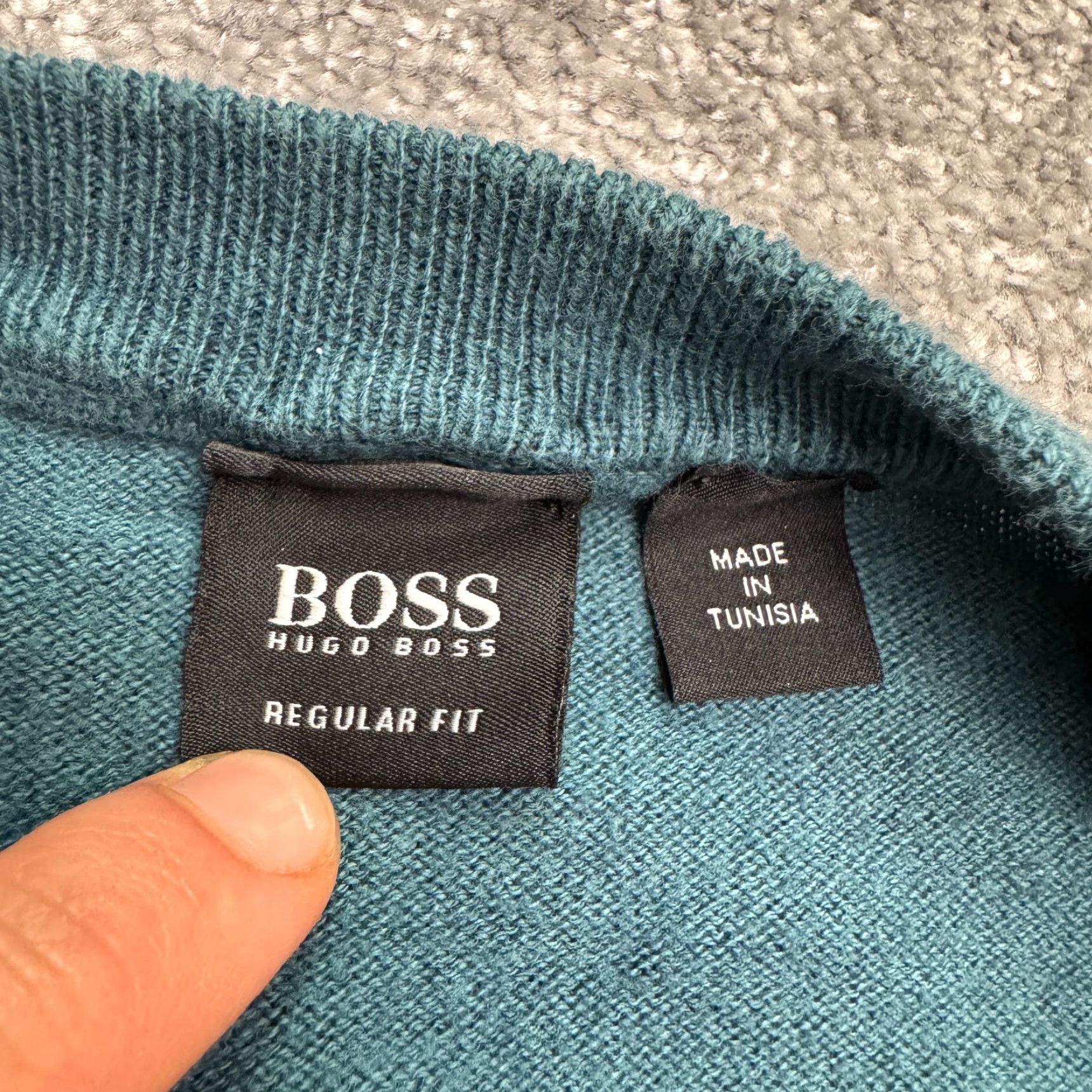 Hugo Boss VINTAGE? No — Actually Hugo Boss Badu Regular Fit V-Neck Pullover Sweater Men XL Teal Blue Cotton Size US XL / EU 56 / 4 - 7 Thumbnail