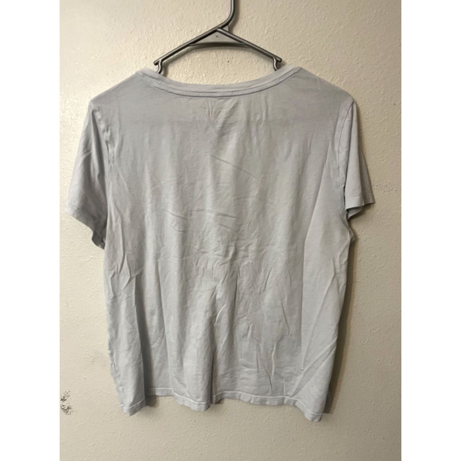 Victoria's Secret Victoria Secret T-Shirt Medium Blue Short Sleeve cotton Round Neck Sz Color Size M / US 6-8 / IT 42-44 - 3 Thumbnail