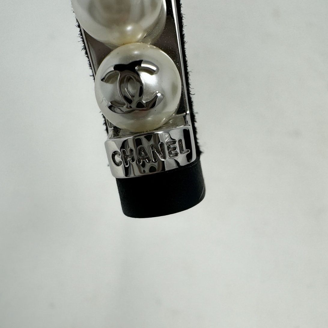 Chanel Chanel Pearl Heel CC logo Victorian Ankle Boots size 38 Size US 8 / IT 38 - 8 Thumbnail