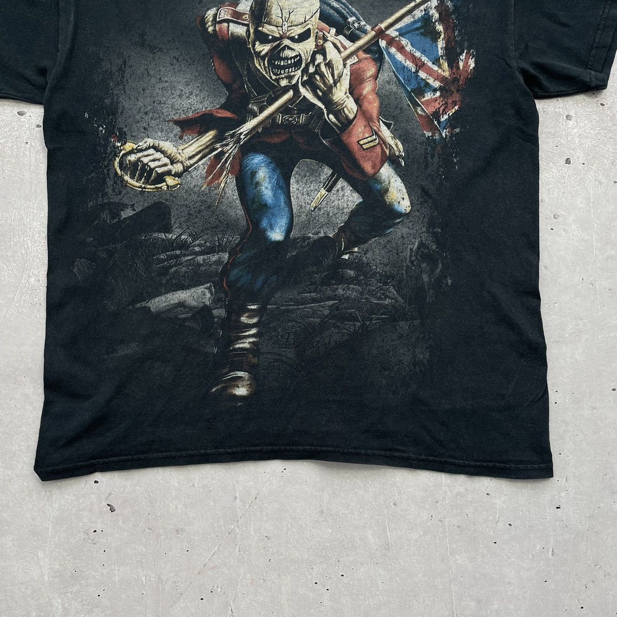 Iron Maiden × Vintage Vintage Iron Maiden T-Shirt The Trooper 2010 Band Rock Y2K Size US L / EU 52-54 / 3 - 7 Thumbnail