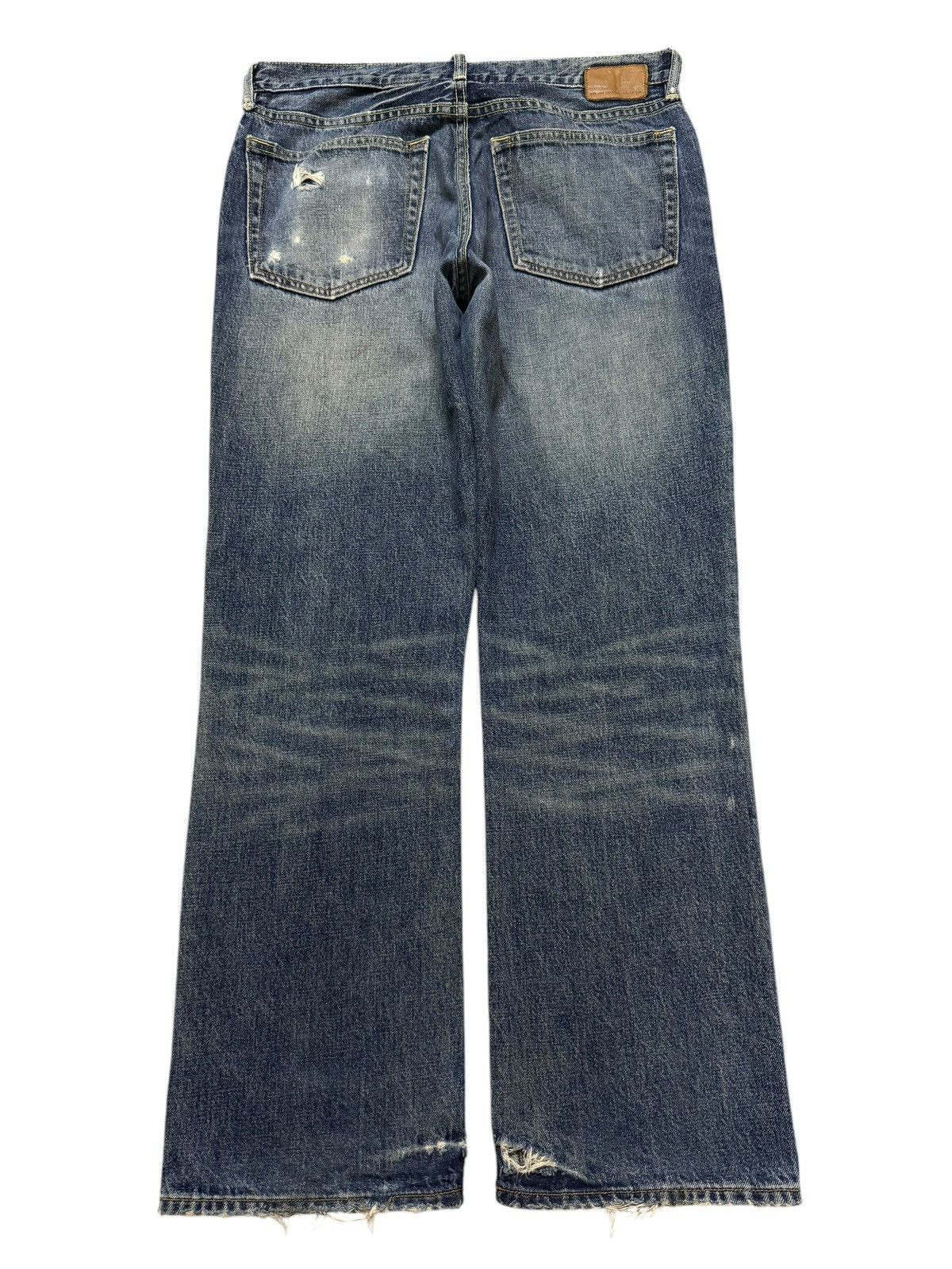 Gap Vintage Y2K Gap Blue Faded Wash Whiskers Straight Leg Jeans Size US 31 - 2 Thumbnail