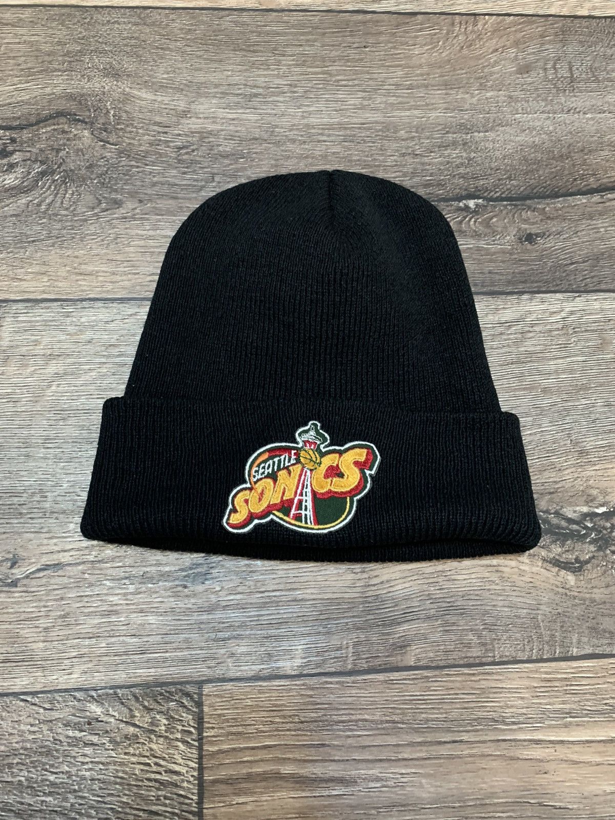 NBA × Vintage Vintage 90’s Seattle Sonics NBA Black Hat Made in USA Size ONE SIZE - 1 Thumbnail