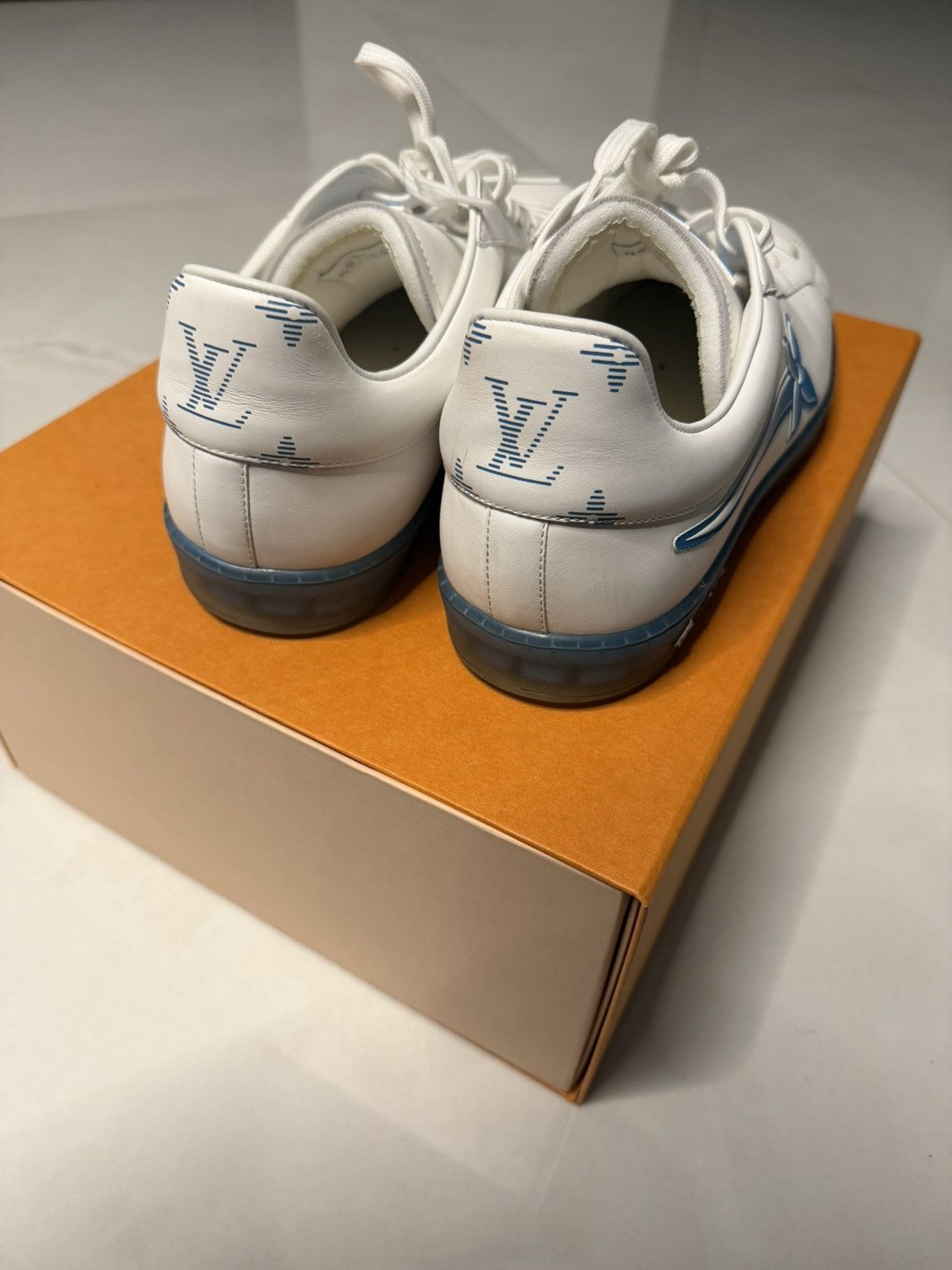 Louis Vuitton Louis Vuitton - Luxembourg Samothrace Sneaker white/blue 44 Size US 11 / EU 44 - 3 Thumbnail