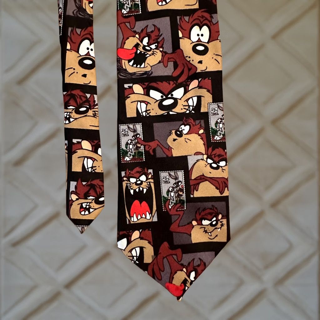 Vintage VINTAGE Looney Tunes Stamp Collection Taz Tasmanian Devil Mens Neck Tie Size ONE SIZE - 1 Thumbnail