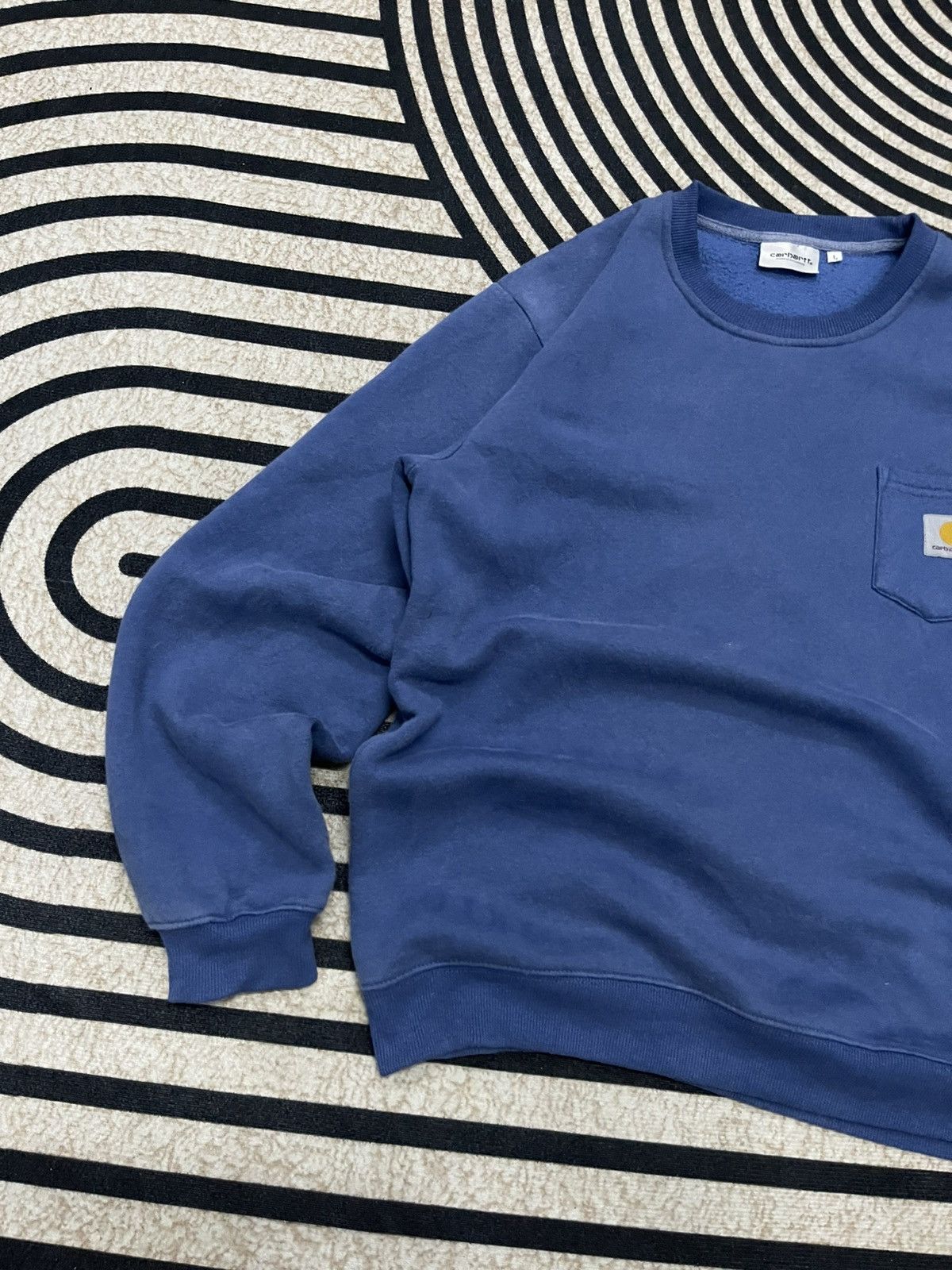 Carhartt Wip 2000s CARHARTT WIP SINGLE POCKET CREWNECK Size US M / EU 48-50 / 2 - 3 Thumbnail