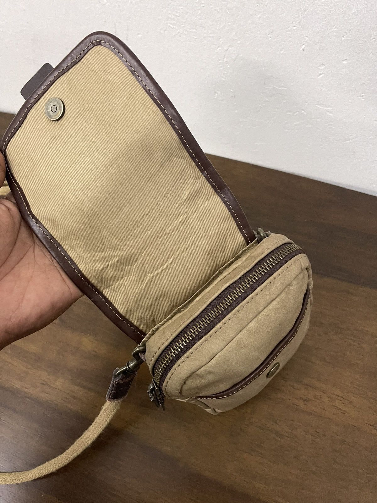 Japanese Brand × Takeo Kikuchi Unisex Takeo Kikuchi Quick Pocket Leather Crossbody bag Size ONE SIZE - 10 Thumbnail