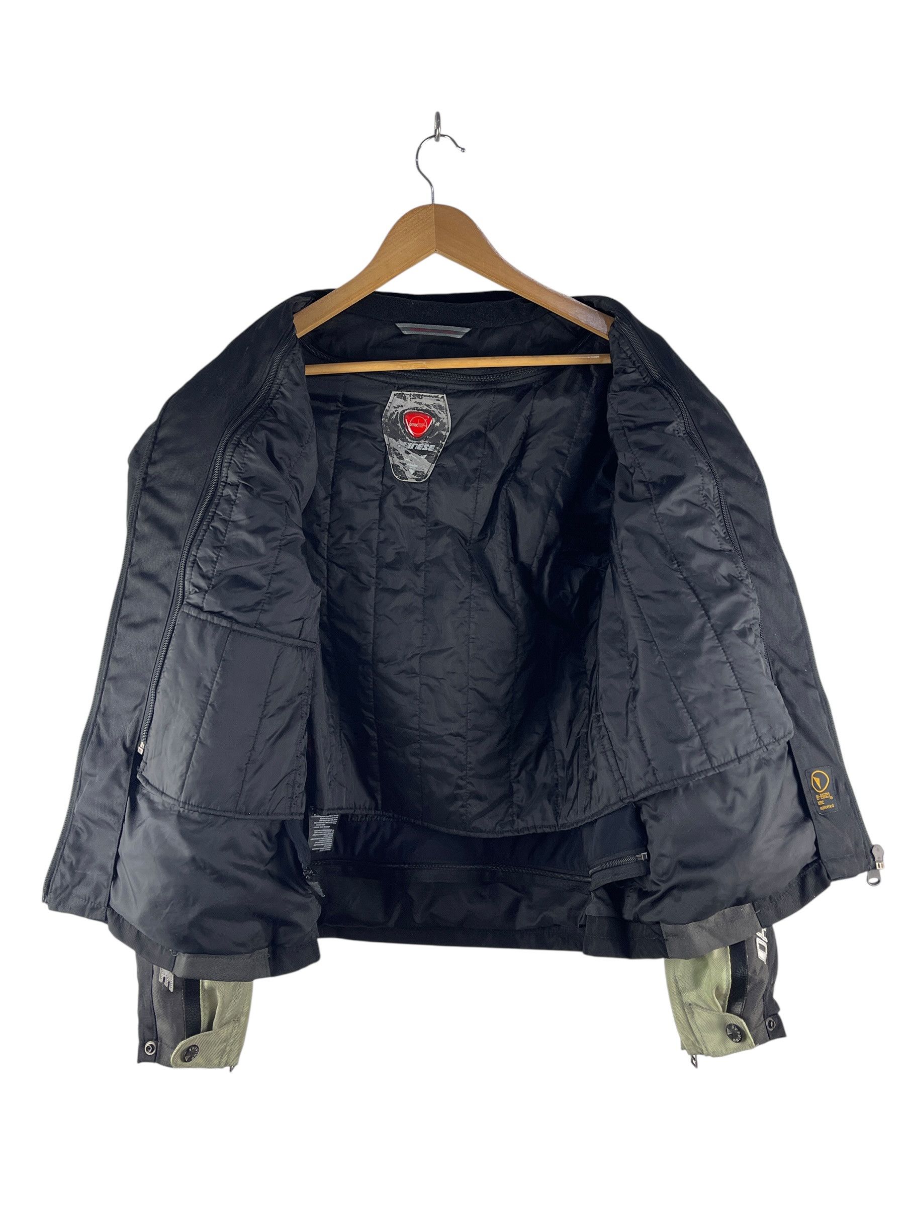 Dainese Dainese D-Dry Motorcycle Jacket Black Silver Touring Riding Size US M / EU 48-50 / 2 - 5 Thumbnail