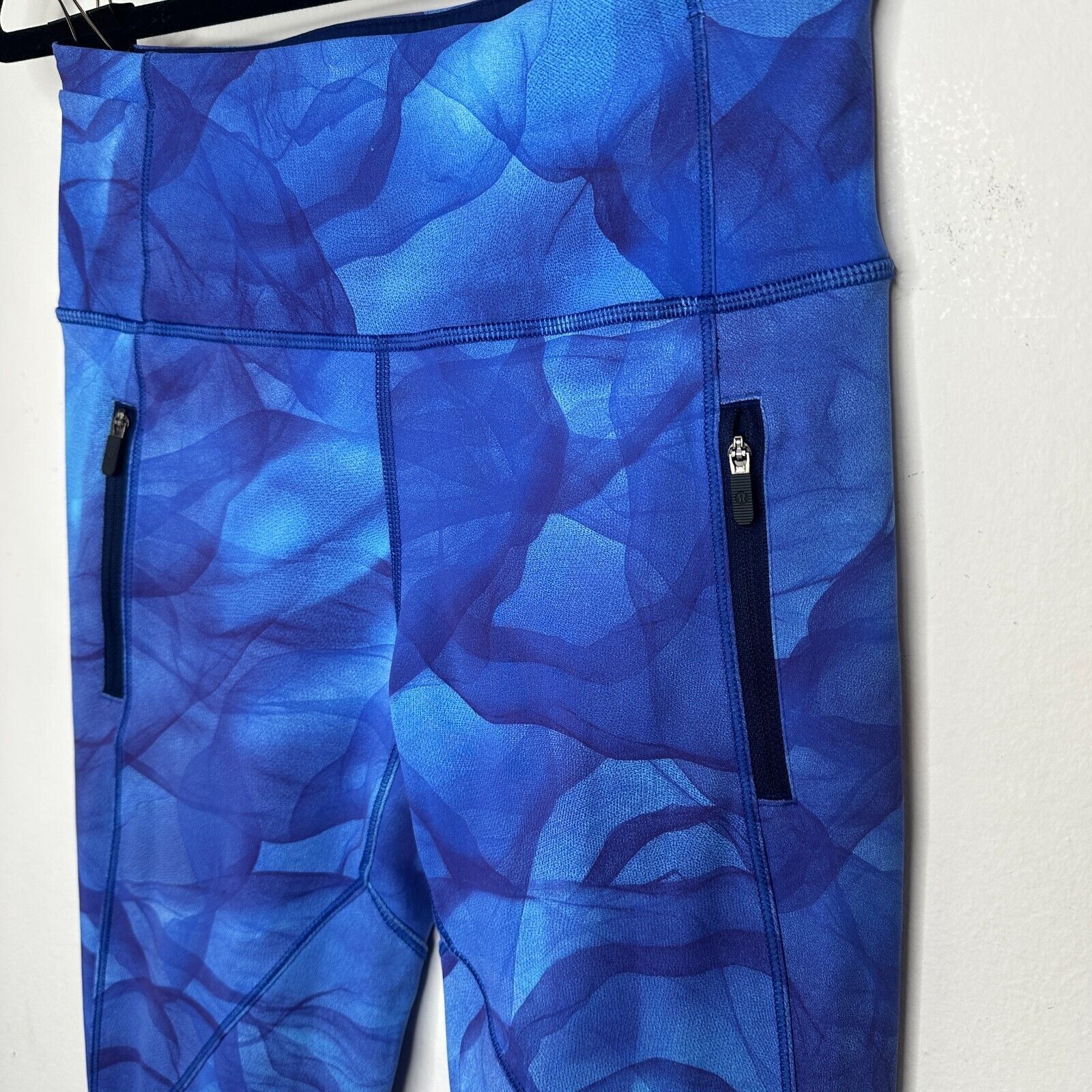 Lululemon Lululemon Blue Run It Out High Waist Midnight Yoga Zip Pant Size 27" / US 4 / IT 40 - 3 Thumbnail