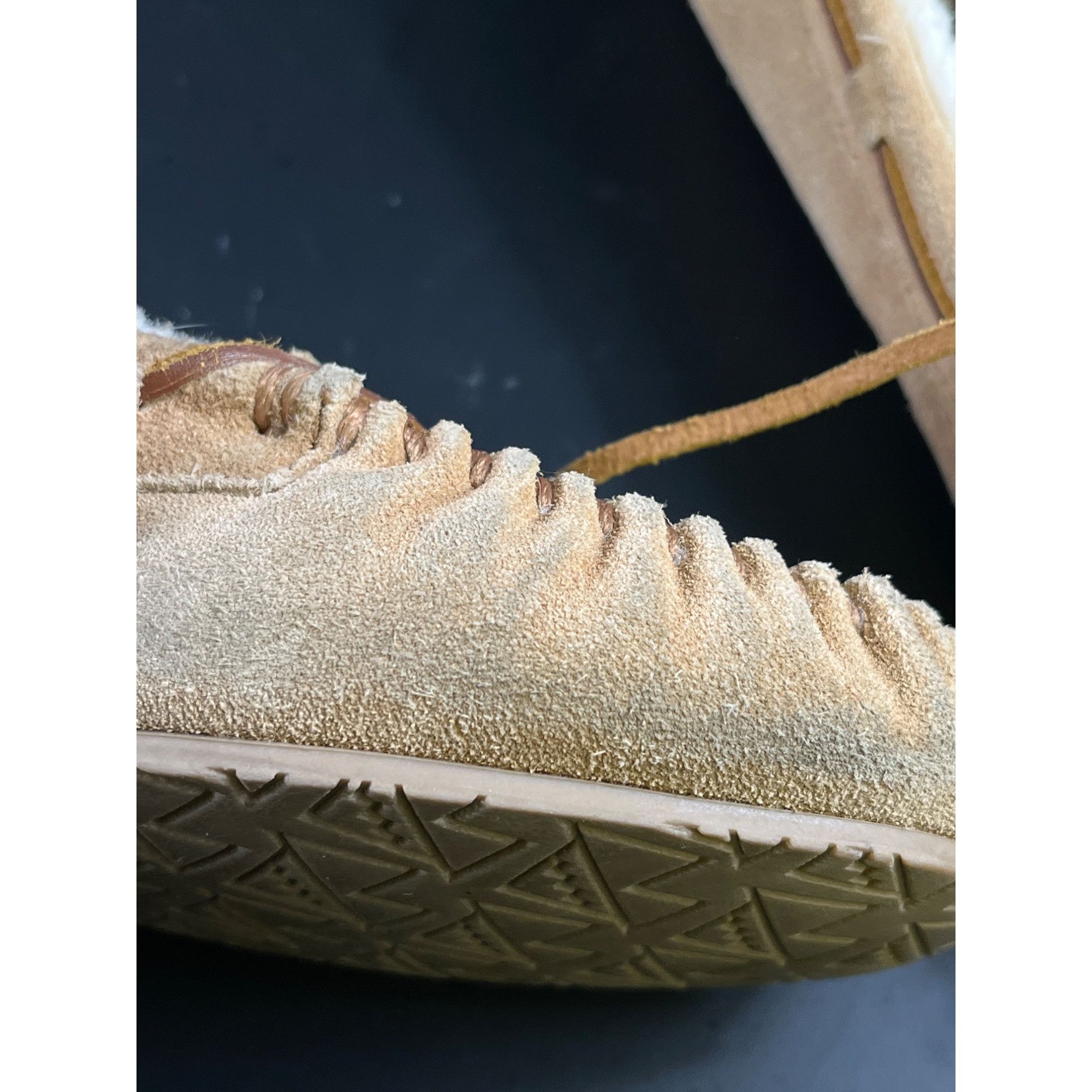 Minnetonka Minnetonka SKU 7672 Womens Moccasins Sheepskin Lined Slip On Size US 10 / IT 40 - 8 Thumbnail