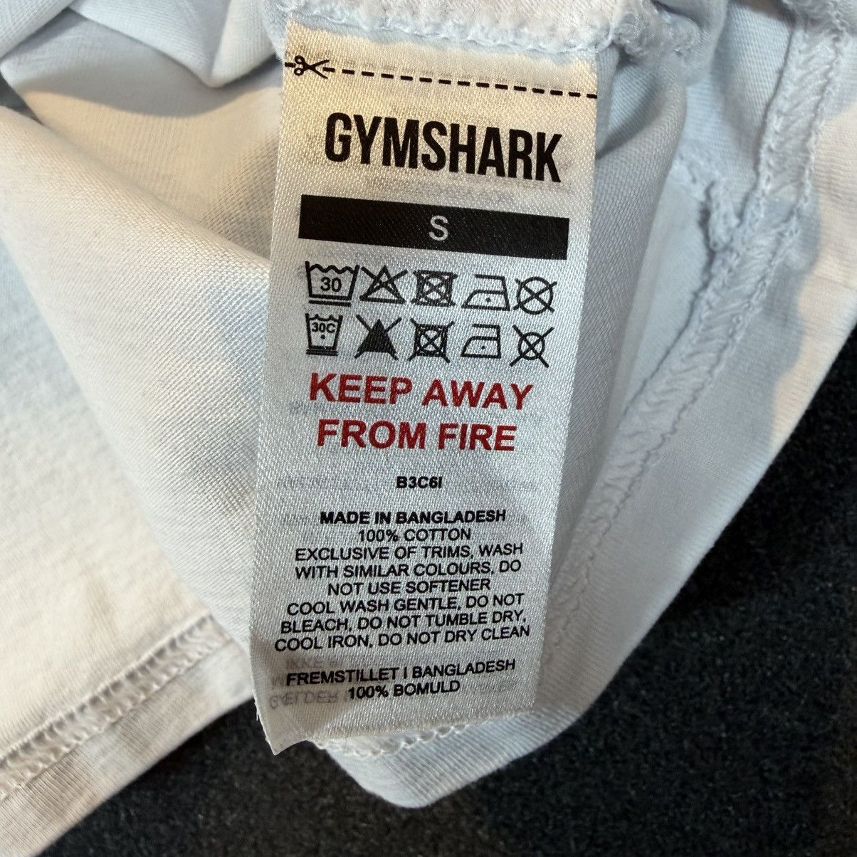 Gymshark Women’s White Gym Shark Lifting Club T-Shirt size Small Size S / US 4 / IT 40 - 7 Thumbnail