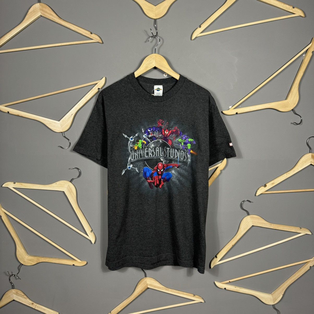 Marvel Comics × Universal Studios × Vintage Vintage Marvel 00s Spider Man Universal Studios T-shirt Size US L / EU 52-54 / 3 - 1 Thumbnail