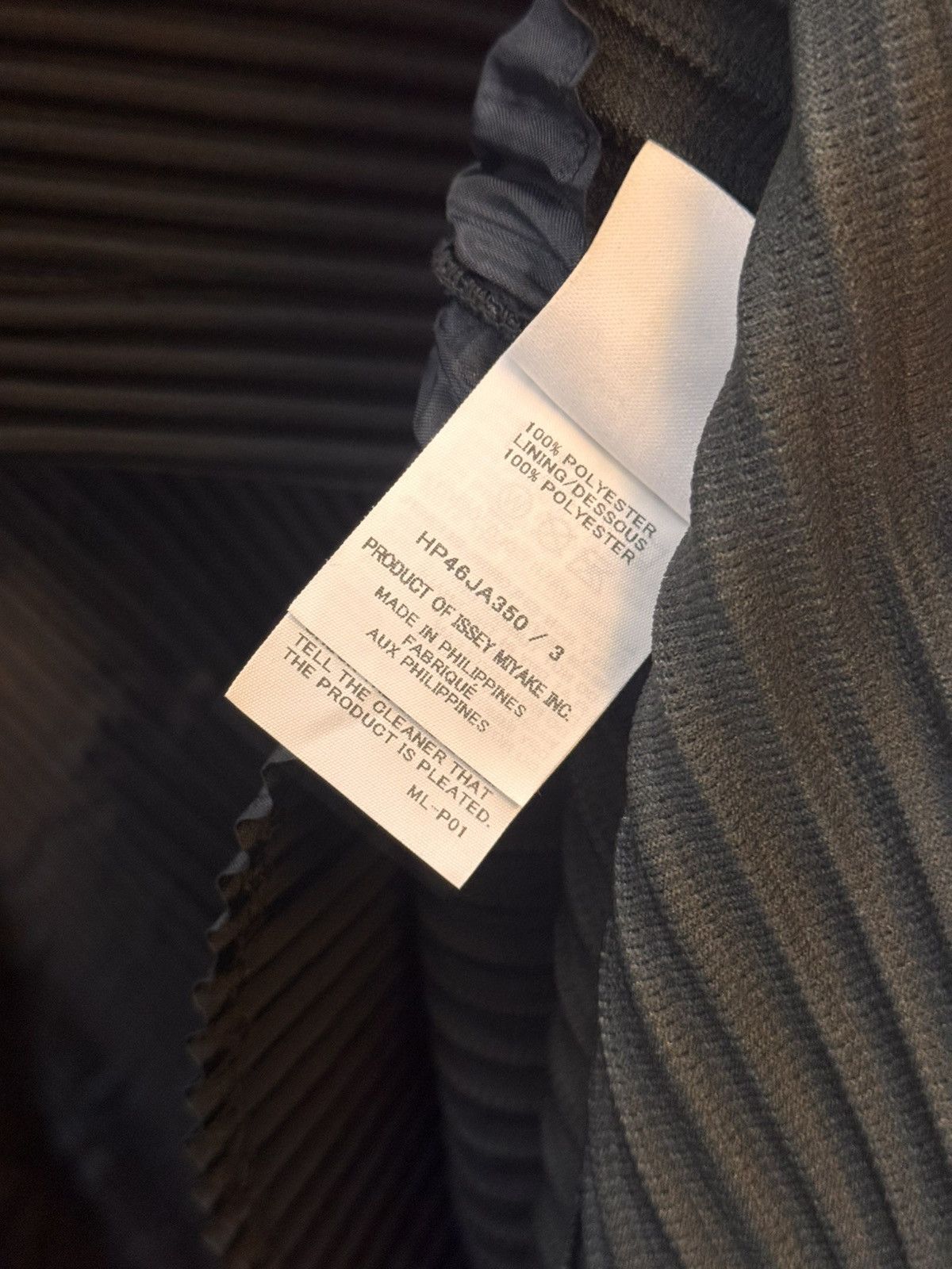 Issey Miyake issey miyake runway ss24 printed plisse coat 3 jp Size US M / EU 48-50 / 2 - 4 Thumbnail