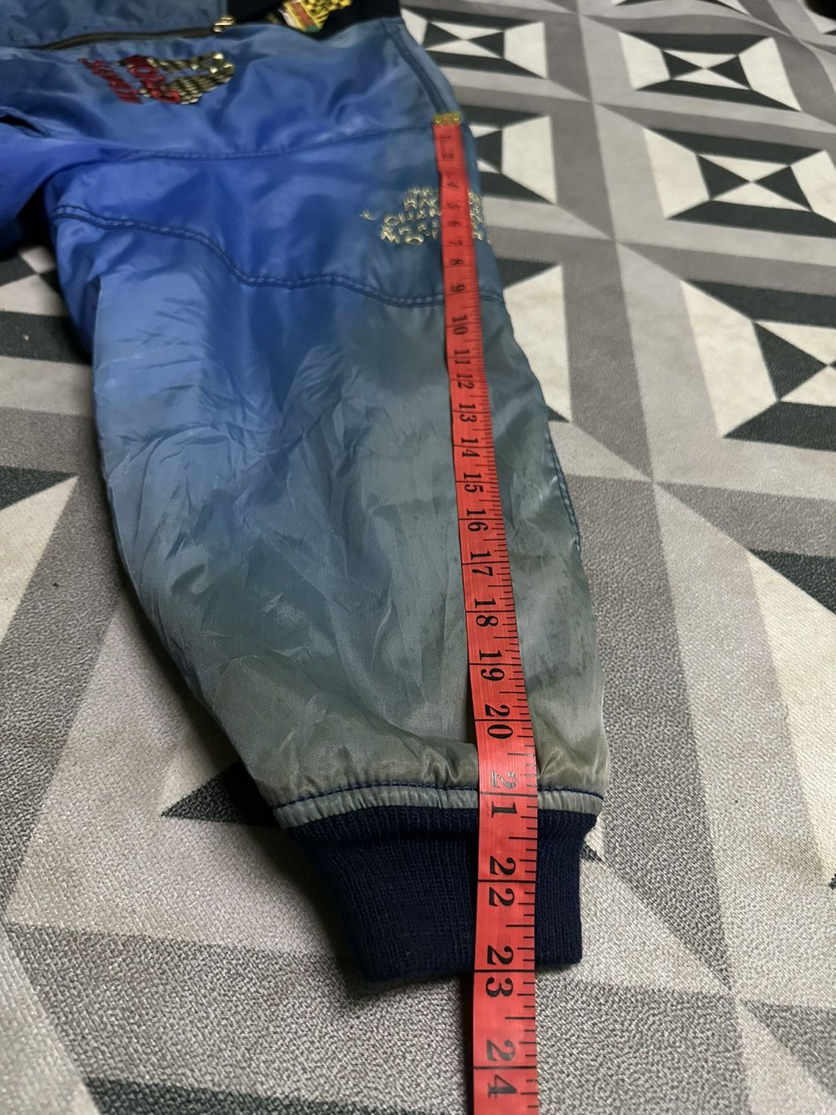 Vintage Sunfaded Vintage Grand prix world champion bomber jacket Size US M / EU 48-50 / 2 - 13 Thumbnail