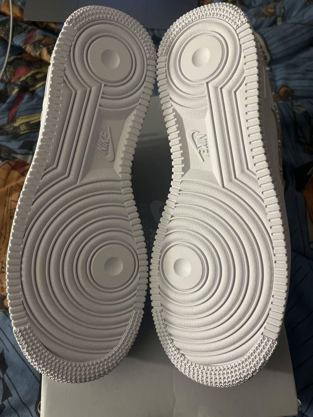 Nike Air Force 1 Barley White Size US 9 / EU 42 - 6 Thumbnail