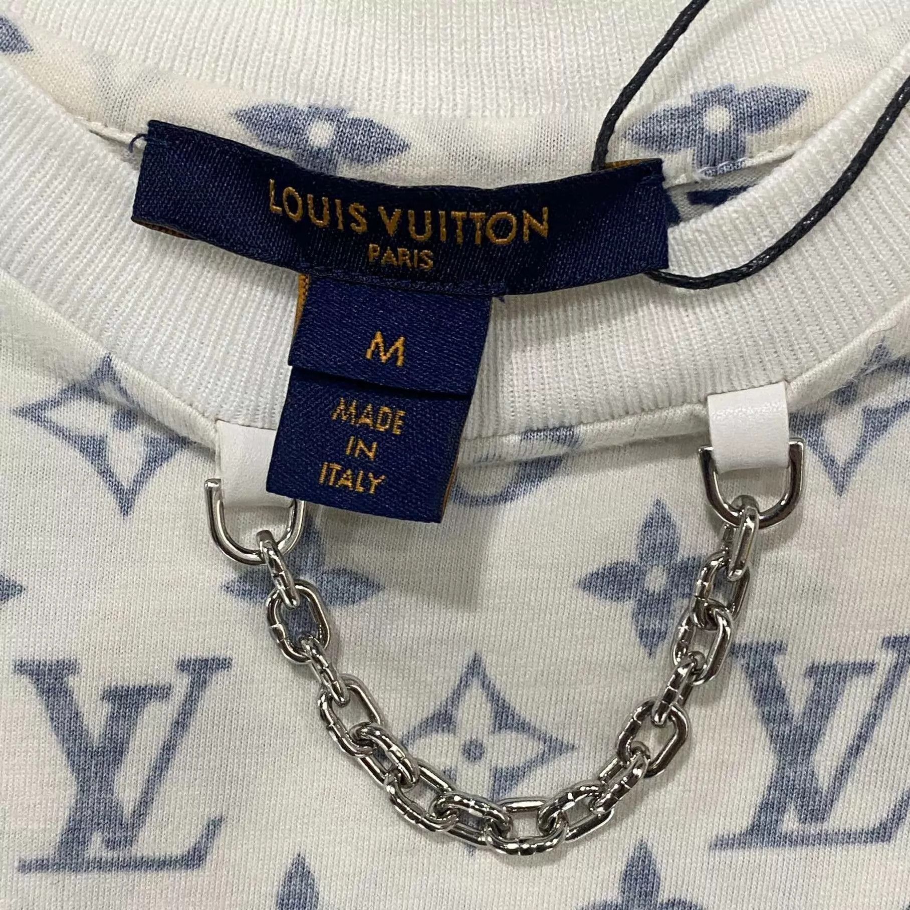 Louis Vuitton LV BW monogram all over print short sleeve t M Size M / US 6-8 / IT 42-44 - 4 Thumbnail