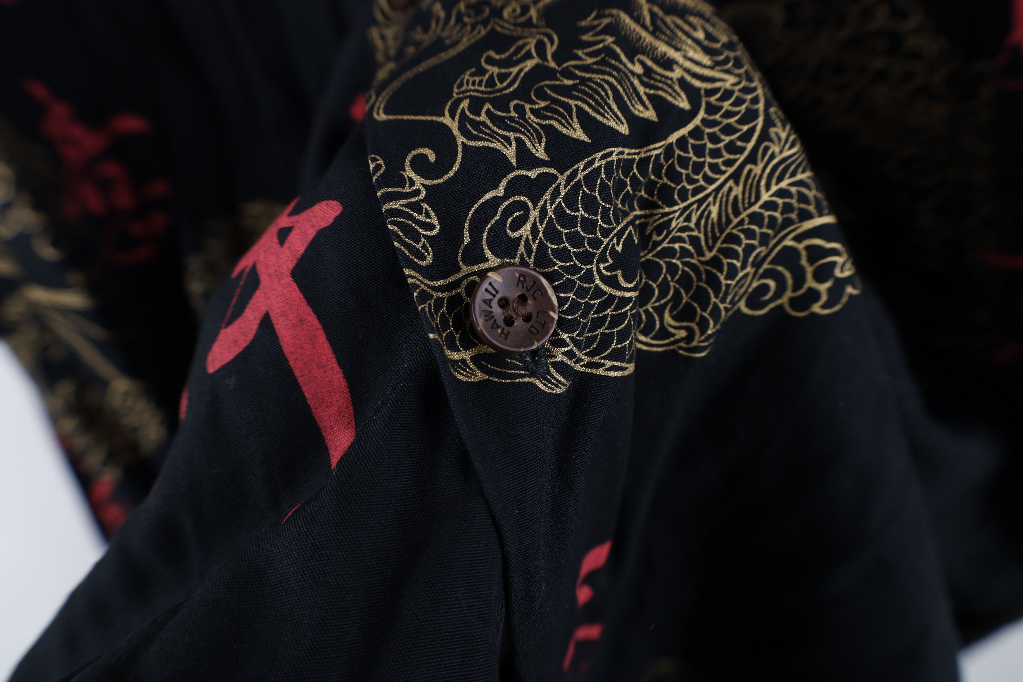 Vintage Vintage 90s Streetwear Dragon Hawaiian Button Shirt USA Size US XXL / EU 58 / 5 - 7 Thumbnail