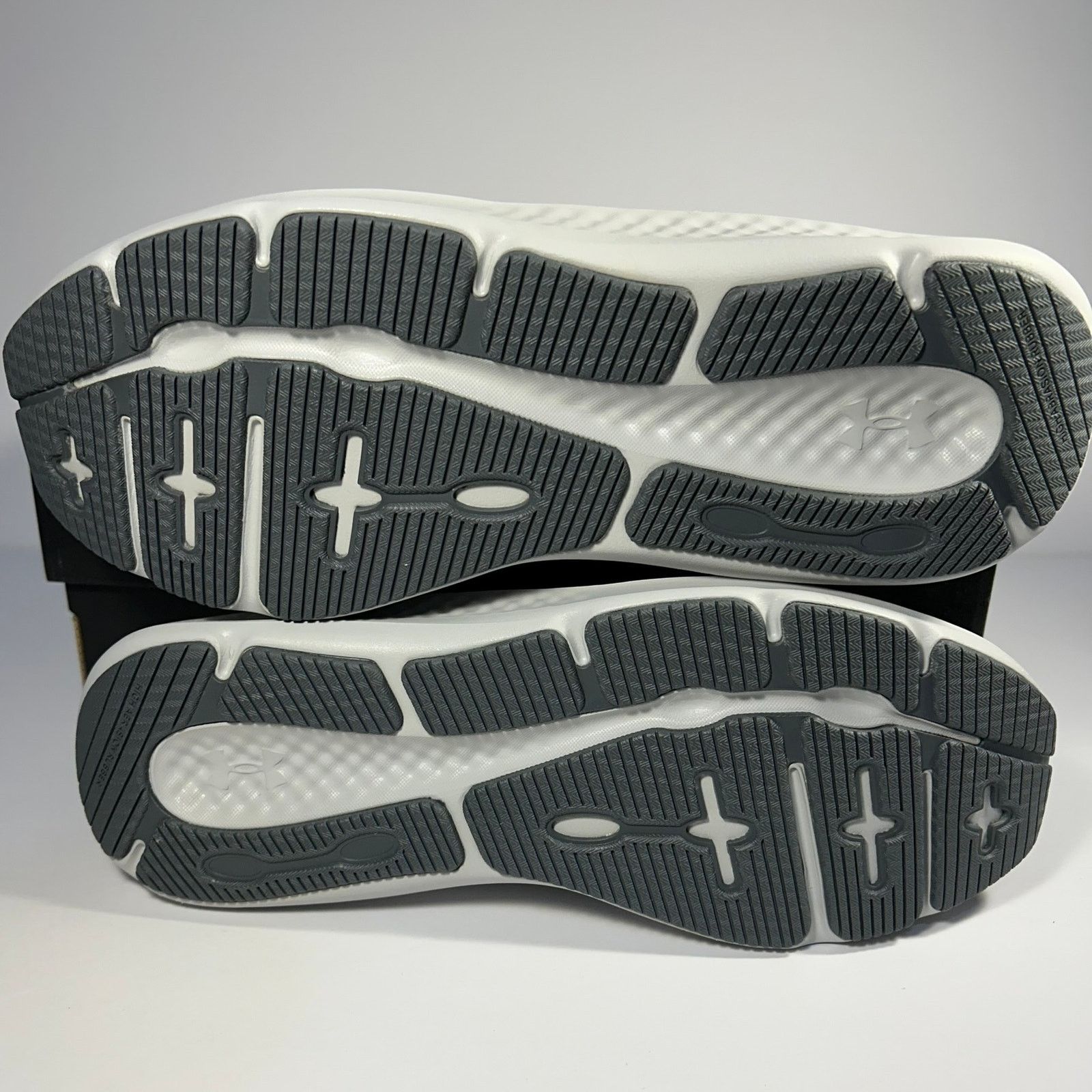 Under Armour Under Armour Charged Pursuit 3 Size 11 Gray/Red 3024878-108 Size US 11 / EU 44 - 6 Thumbnail