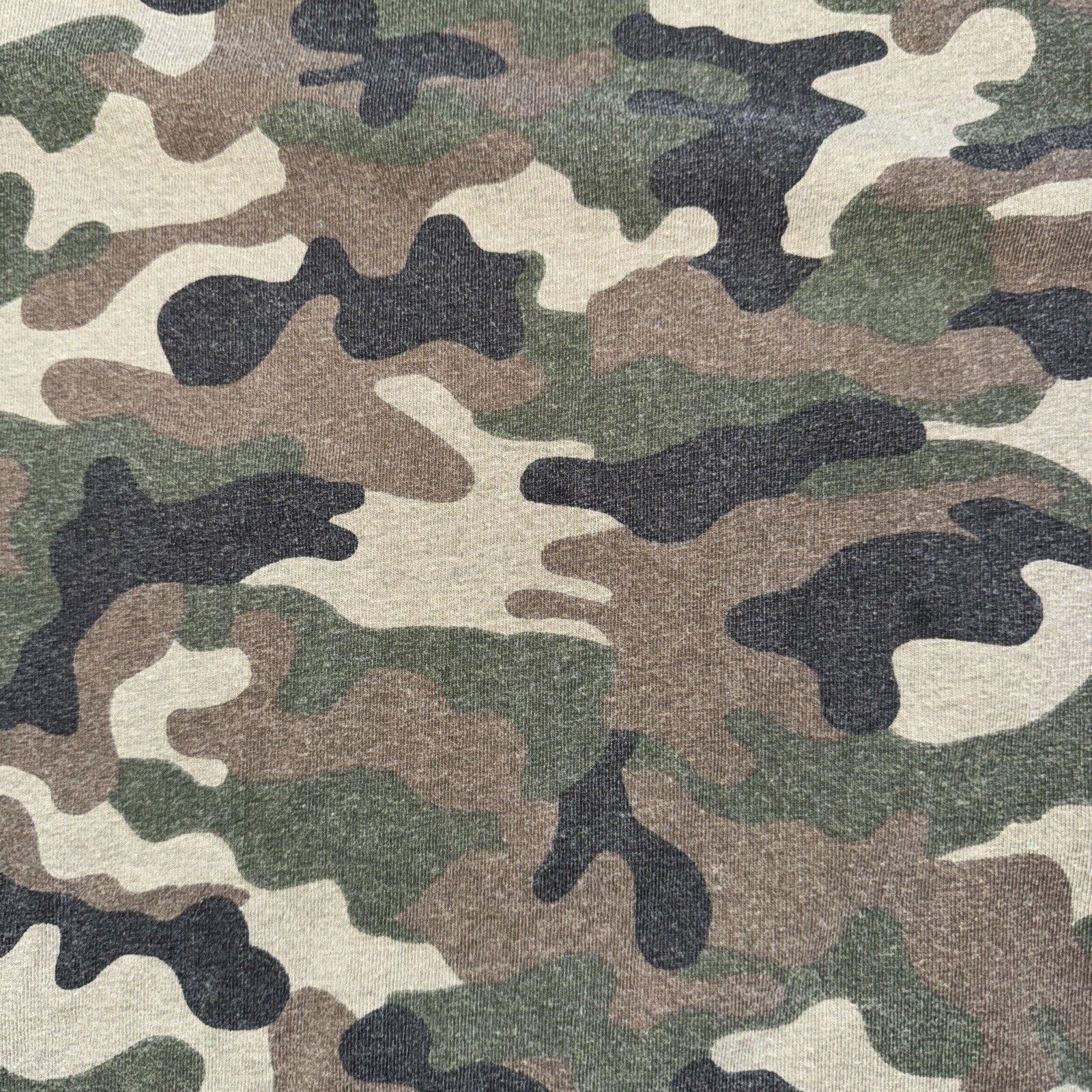 Vintage Camo T-Shirt XL 23x26 Green Basic Tee Mid Weight Size US XL / EU 56 / 4 - 4 Thumbnail