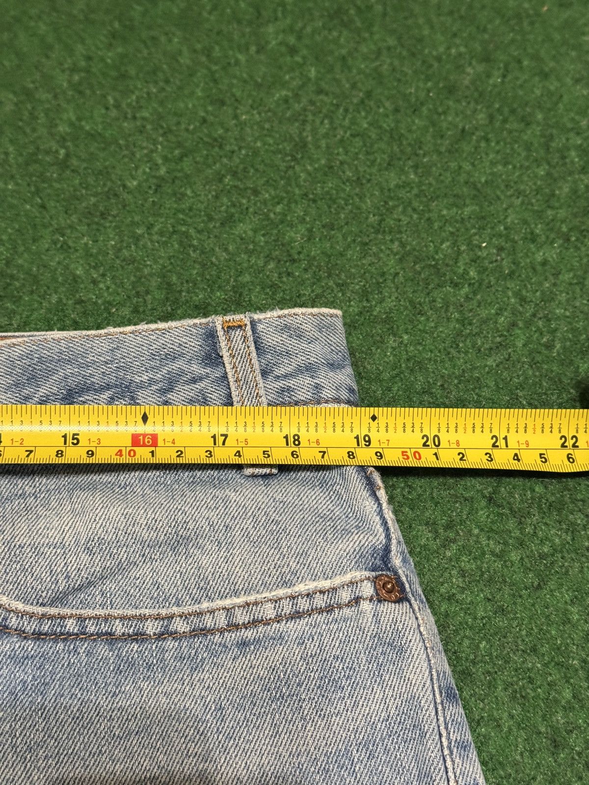 Levi's Vintage Clothing Levis 550 Relaxed Fit Light Wash 38x36 Wide Leg Y2K Jeans Size US 38 / EU 54 - 7 Thumbnail