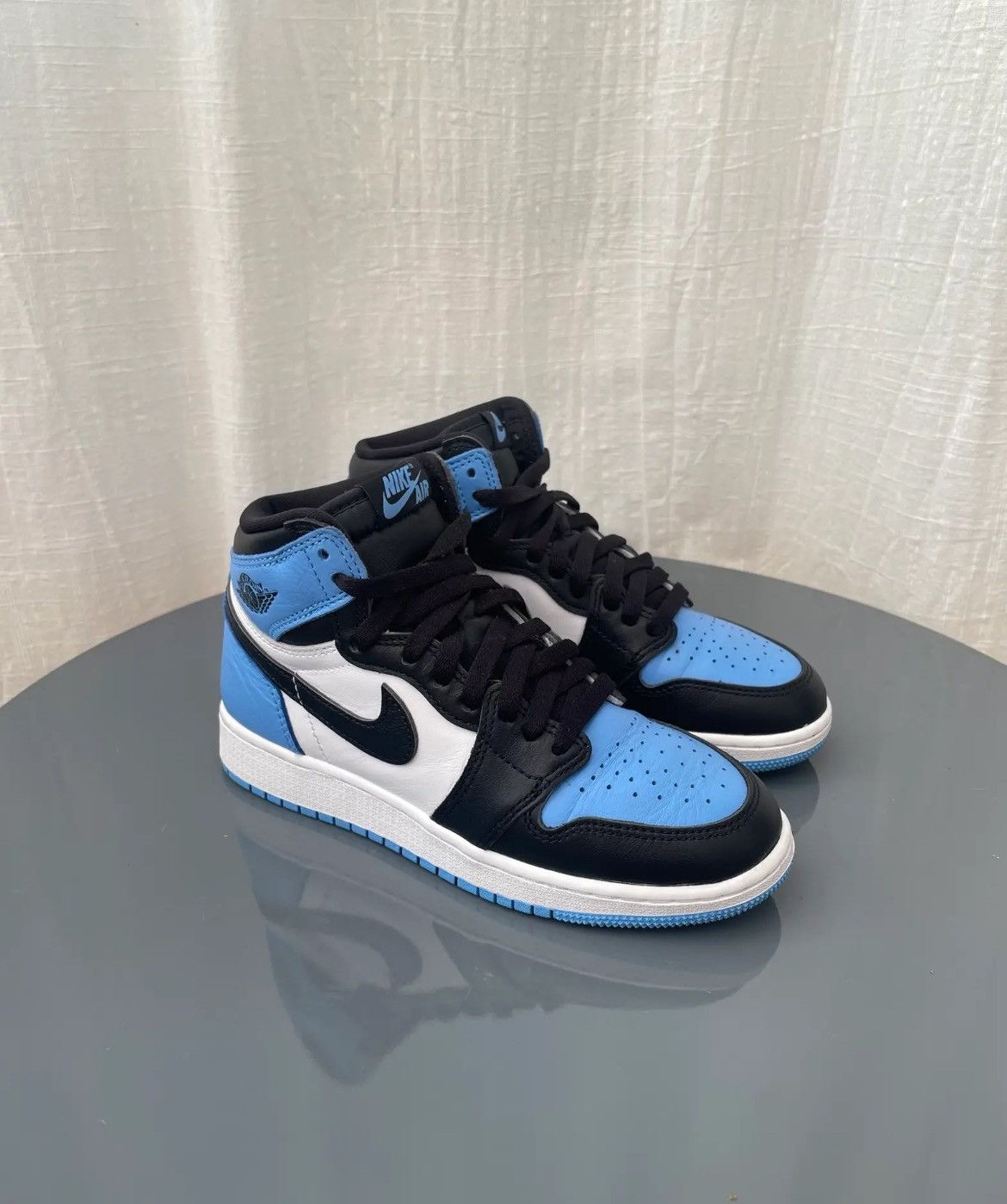 Jordan Brand Jordan 1 Unc Toe Size US 5 / EU 37 - 2 Thumbnail