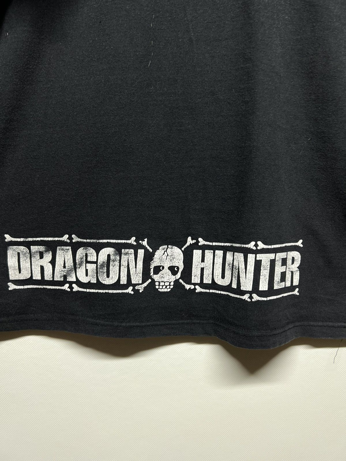 Vintage Vintage Y2k BOUNTY HUNTER x Dragon Hunter Faded T-Shirt Size US L / EU 52-54 / 3 - 9 Thumbnail