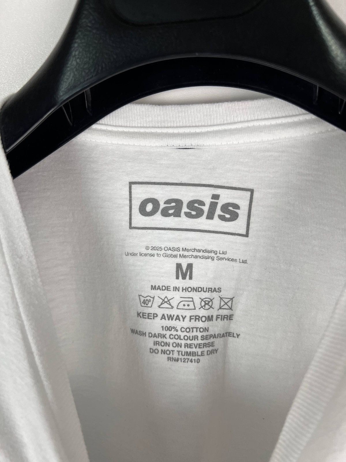 Other Oasis band t-shirts size M Size US M / EU 48-50 / 2 - 3 Thumbnail