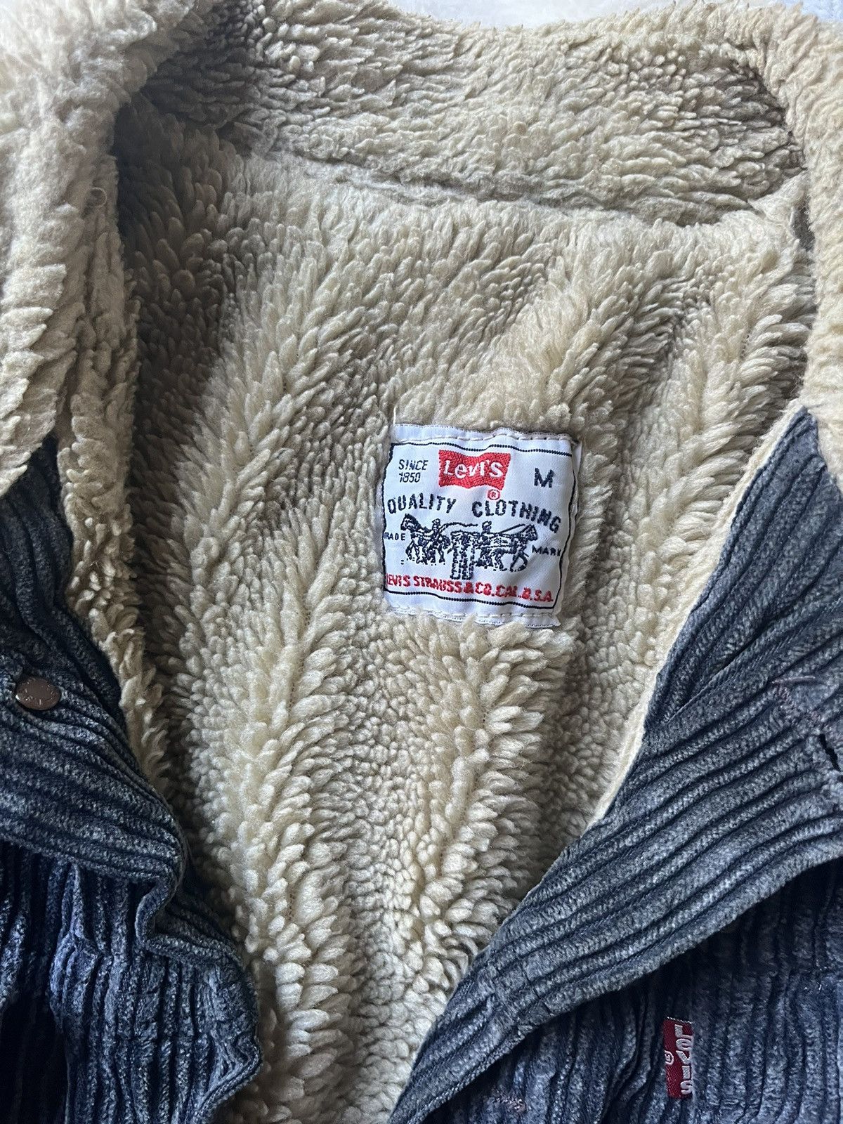 Levi's × Vintage Vintage RARE Corduoroy Levis Made In USA Sherpa Lined jacket Size US M / EU 48-50 / 2 - 3 Thumbnail