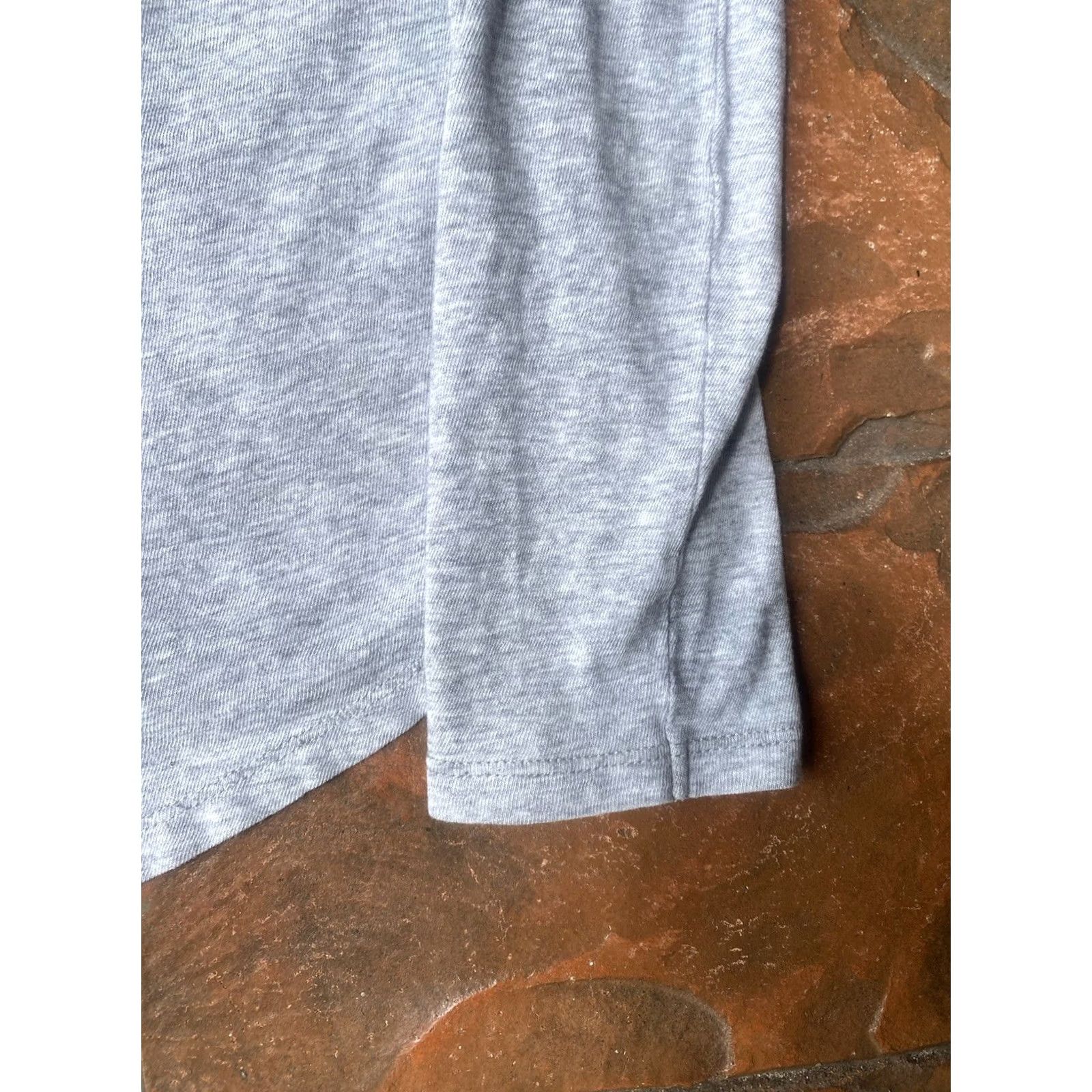 Vineyard Vines Vineyard Vines Shirt Mens XS Gray Hooded Lightweight American Flag Whale Size US XS / EU 42 / 0 - 5 Thumbnail
