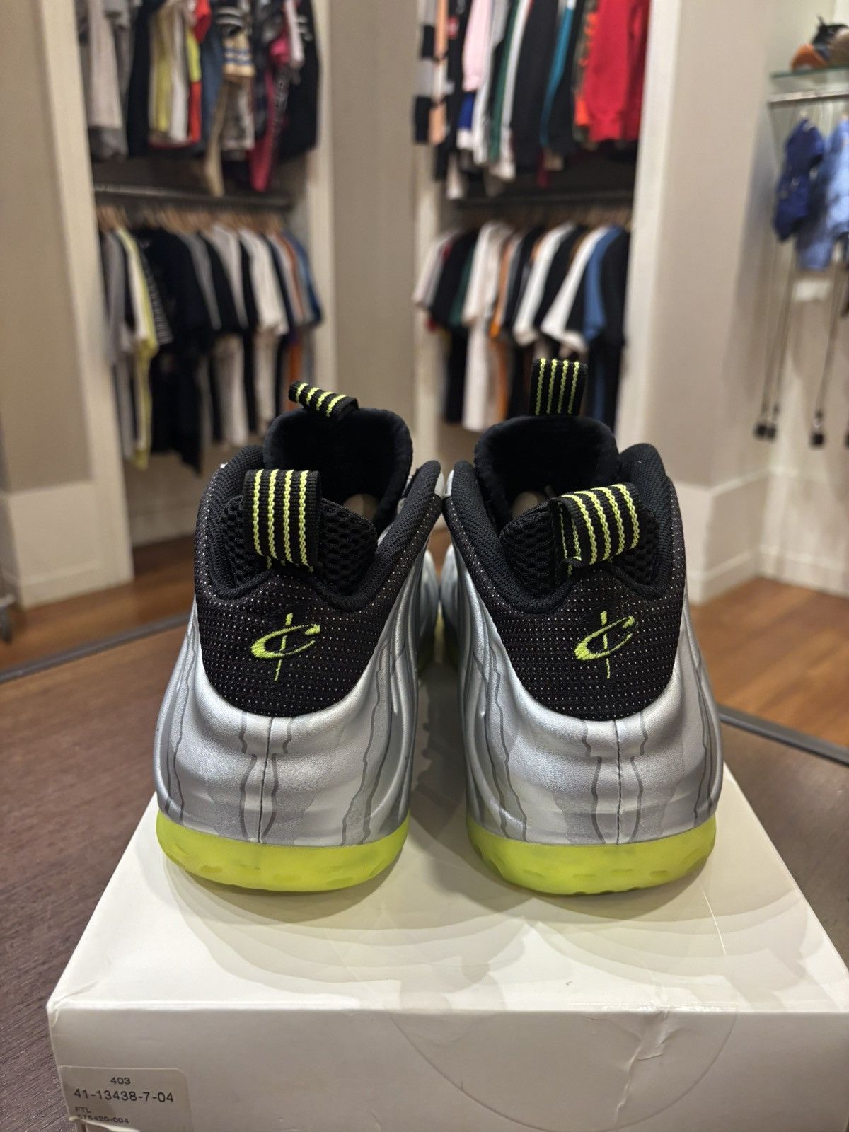 Nike Nike Air Foamposite One Silver Volt Camo Size US 10.5 / EU 43-44 - 4 Thumbnail