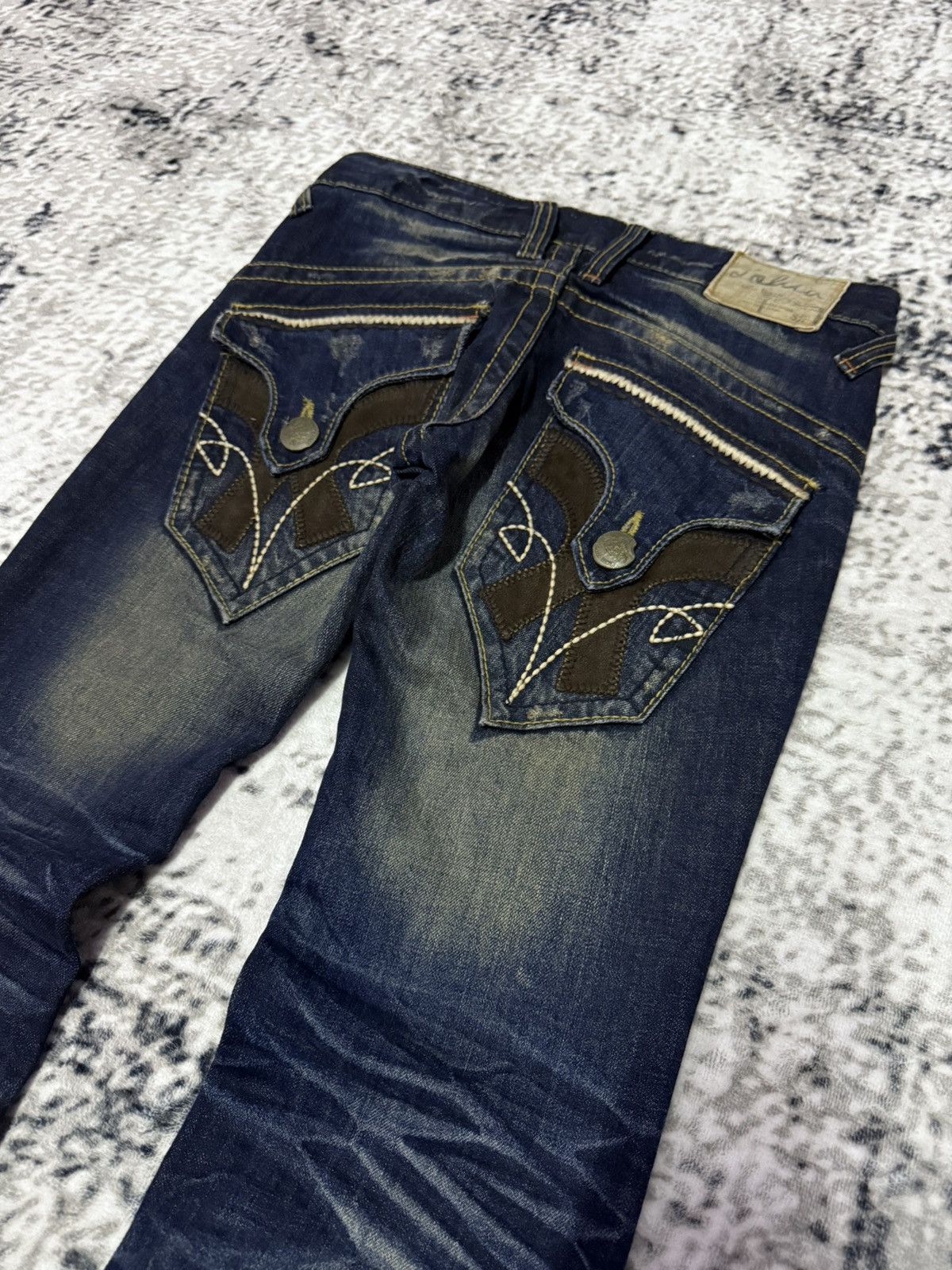 Japanese Brand Lolita Japan Low Rise Mud Wash Embellished Flare Jeans Size US 28 / EU 44 - 4 Thumbnail