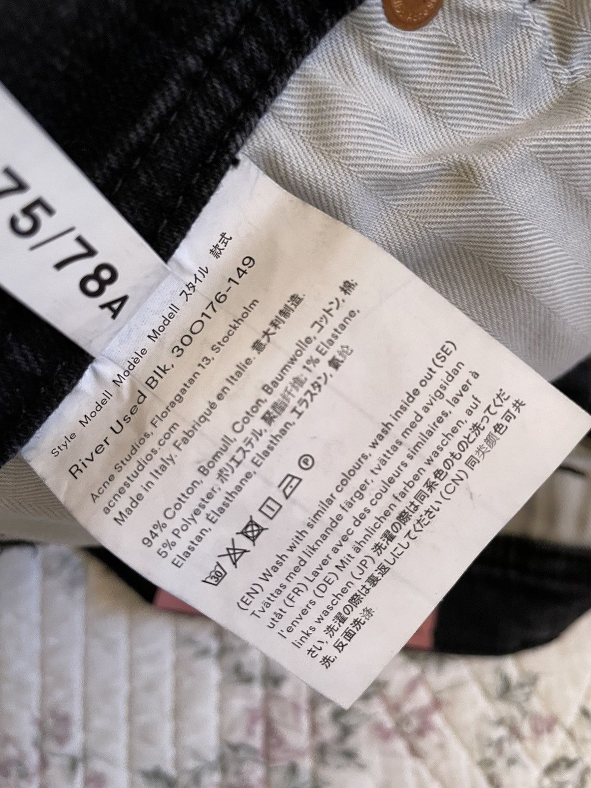 Acne Studios Acne Studios River Used Blk jeans Size US 28 / EU 44 - 7 Thumbnail