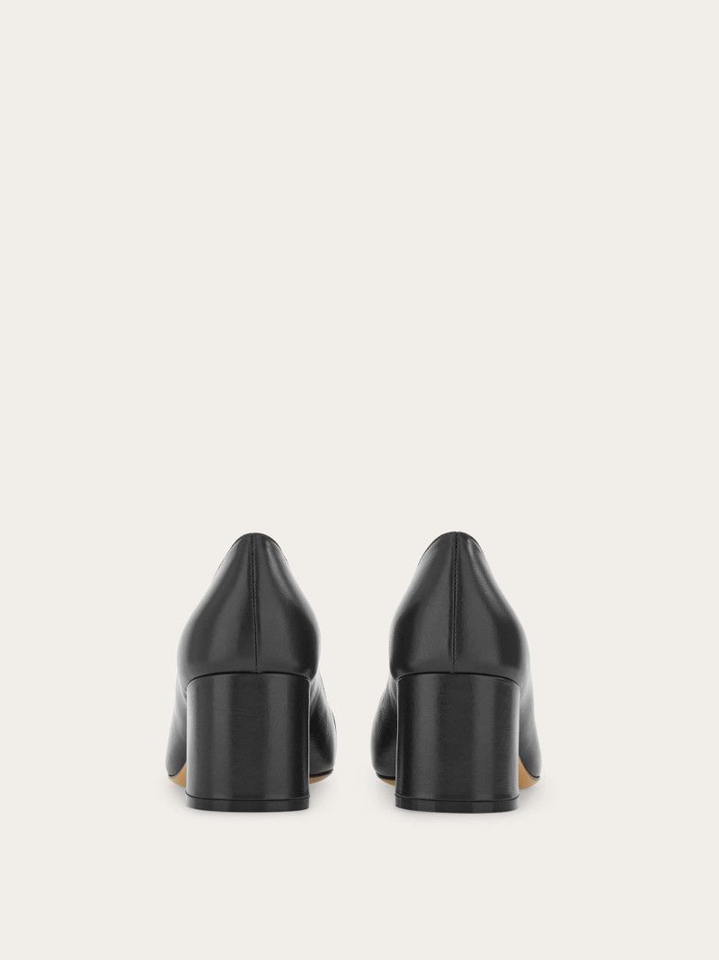 Salvatore Ferragamo o1s1rm0526 New Vara Plate Pumps in Black Size US 10 / IT 40 - 3 Thumbnail