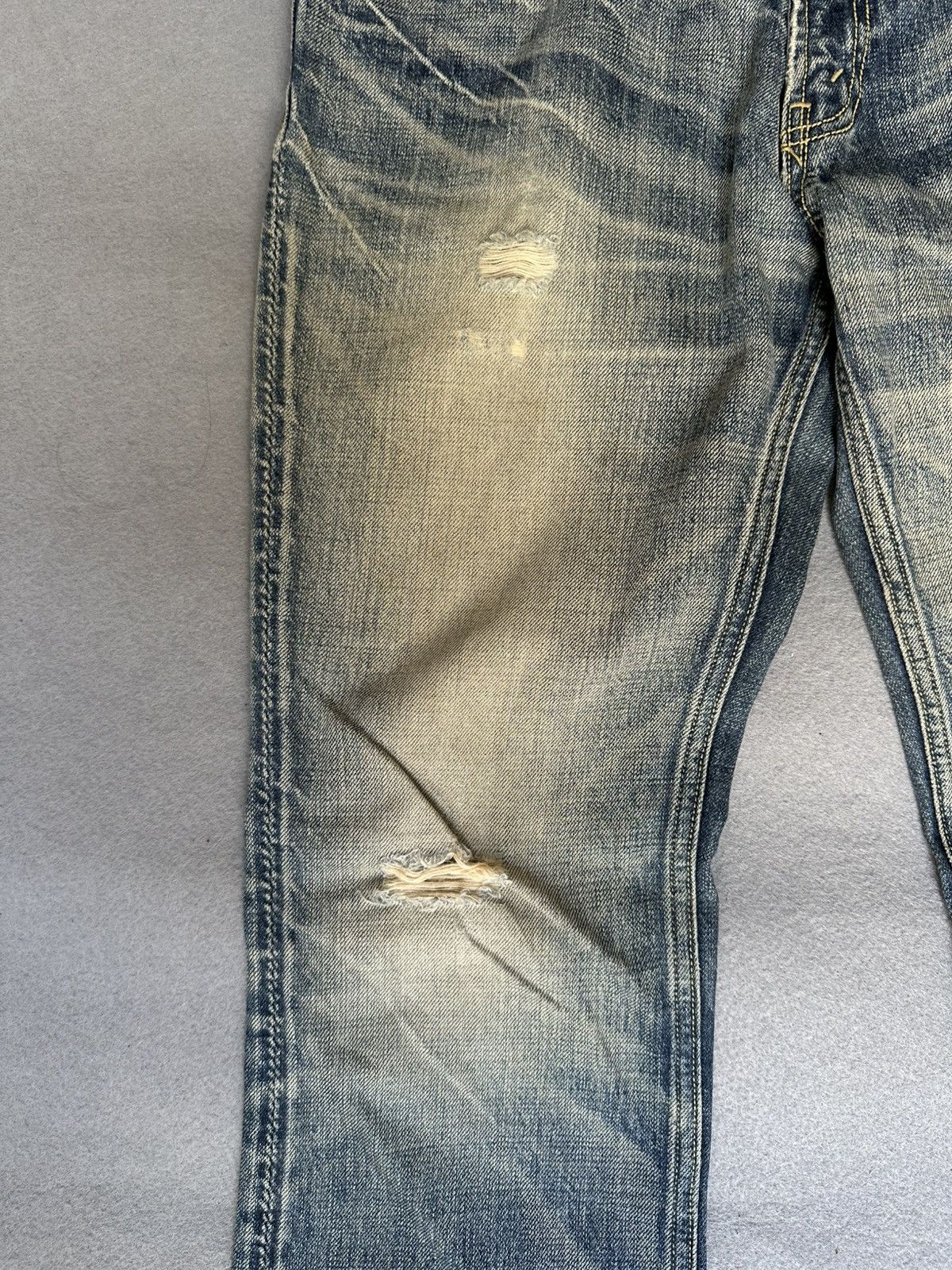 Japanese Brand Rodeo Crowns Japan Blue Faded Distressed Denim Size US 31 - 7 Thumbnail
