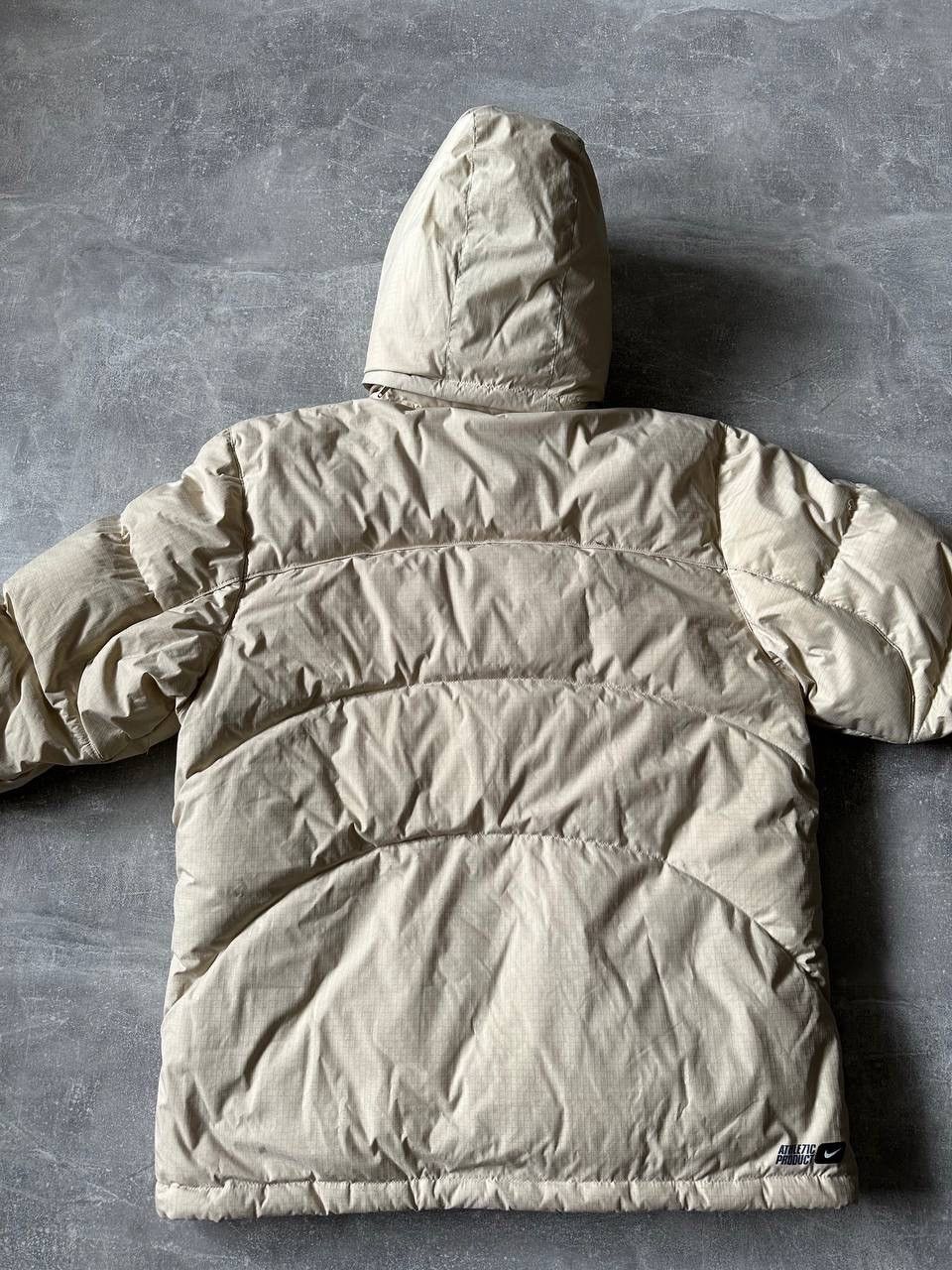 Nike × Vintage Nike Vintage beige USA y2k Down Puffer Jacket bomber coat Size US L / EU 52-54 / 3 - 7 Thumbnail