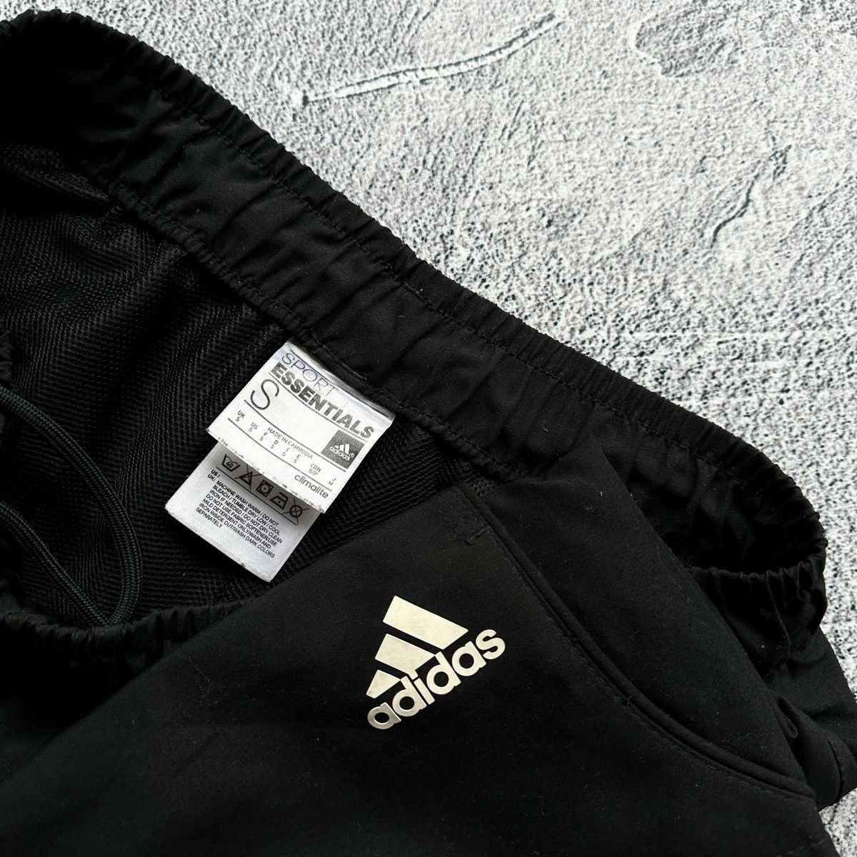 Adidas Vintage Men’s Shorts Adidas Black Size: S Size US 30 / EU 46 - 4 Thumbnail